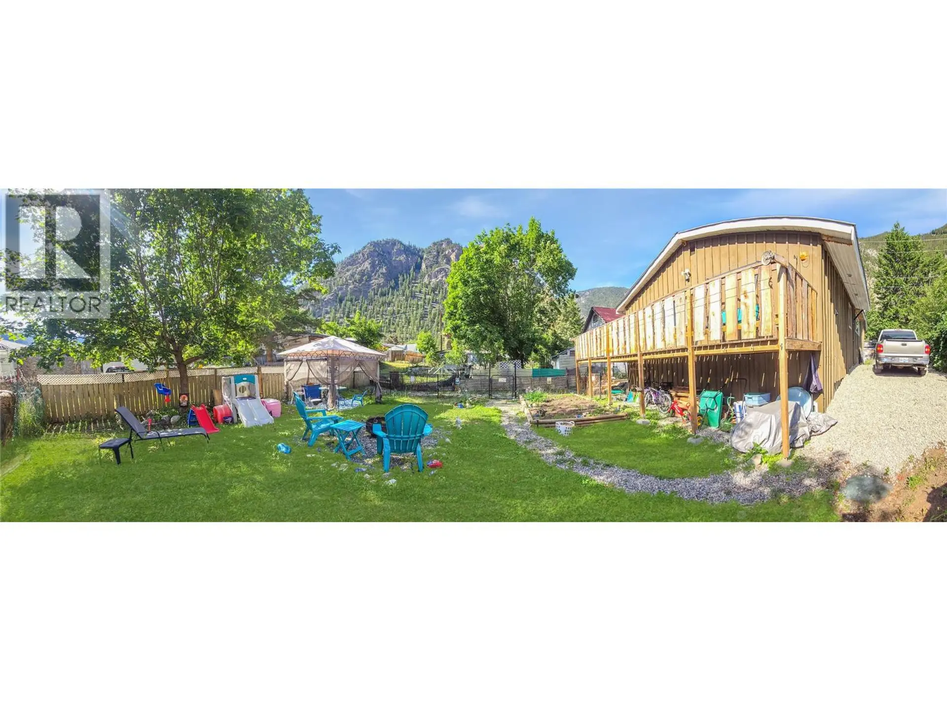 Property at 956 Richter Avenue, Hedley, BC