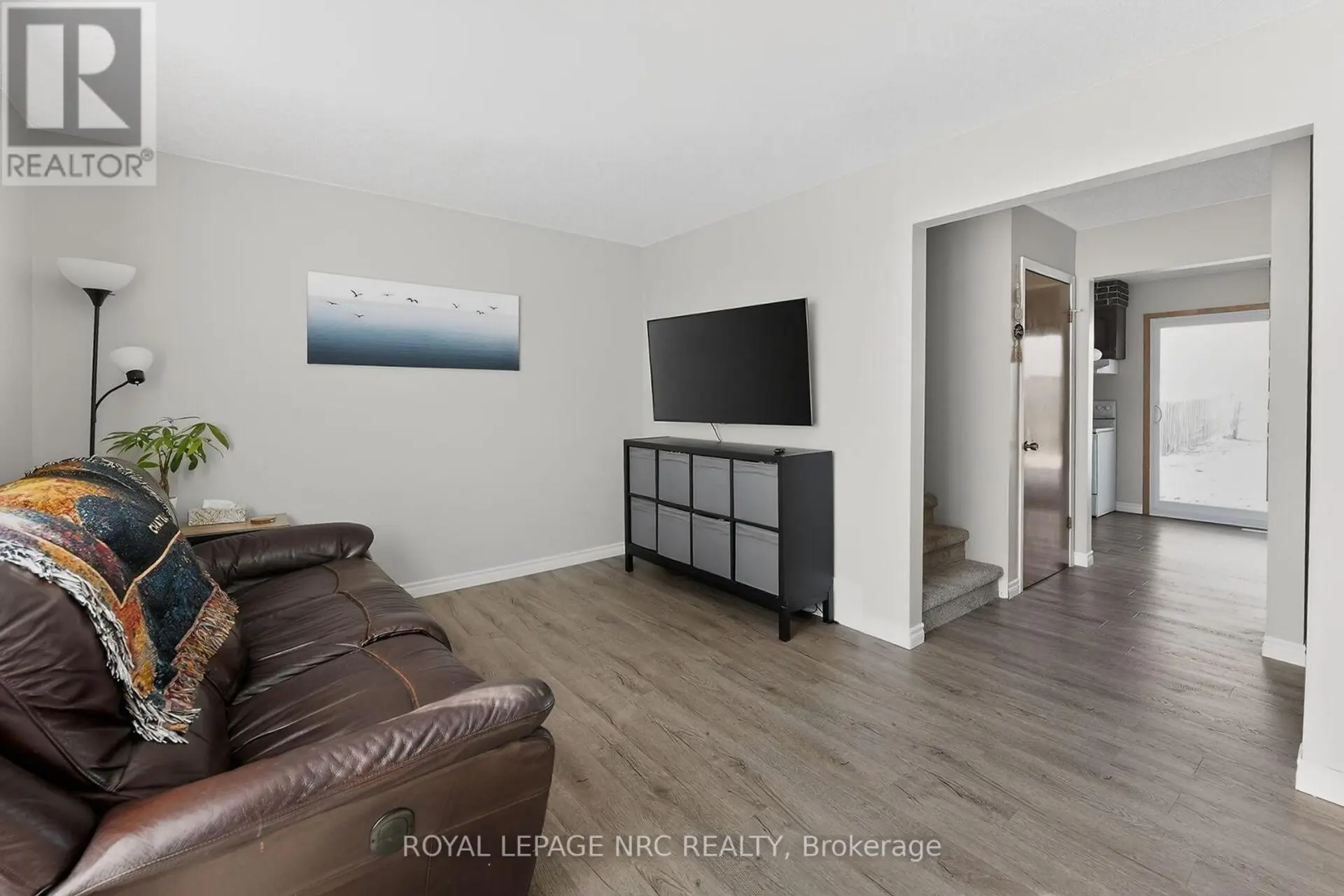 28 CHANTAL COURT - Image 1