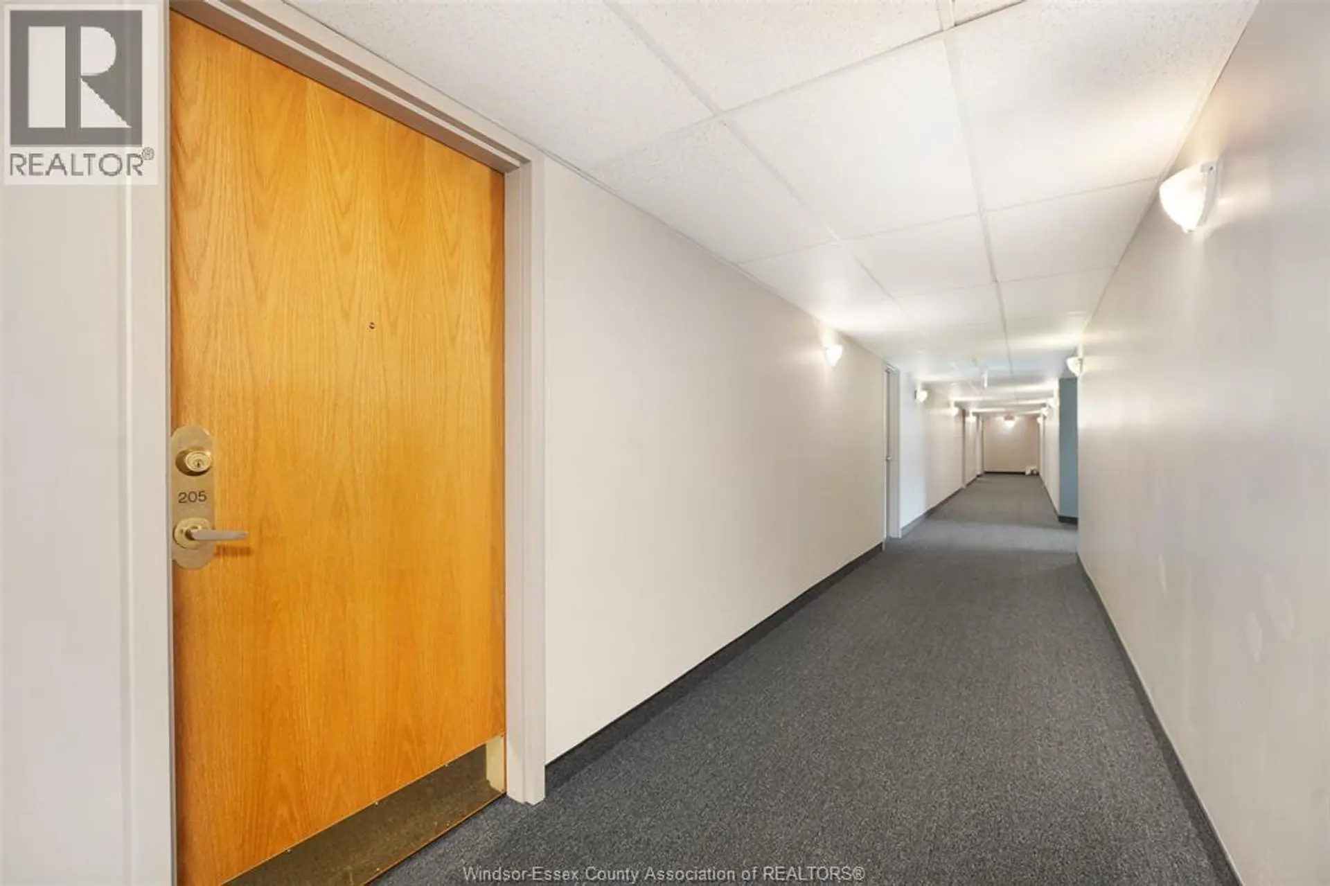 #205 401 GRAND MARAIS ROAD West - Image 4