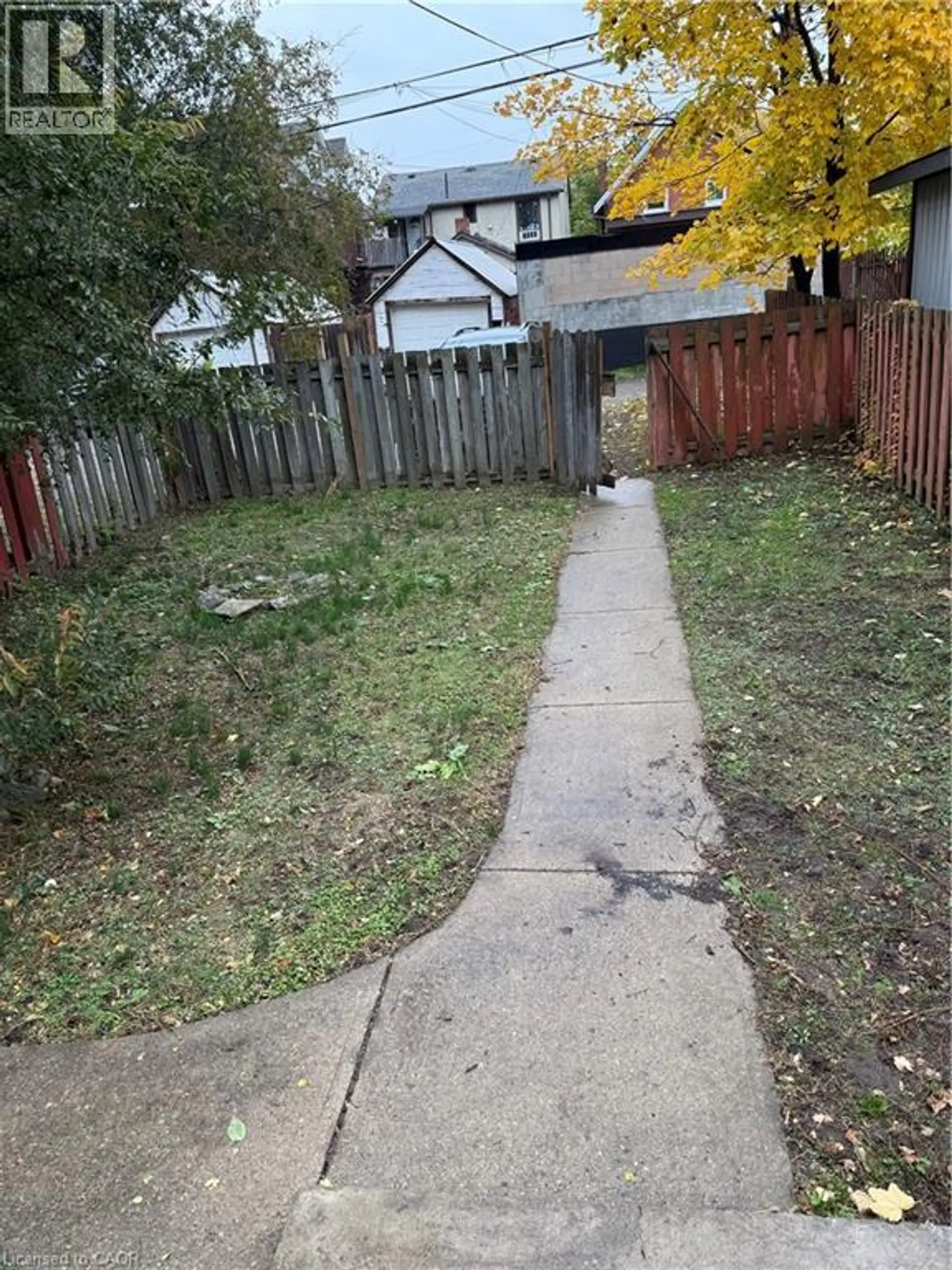 105 WELLINGTON Street S - Image 9