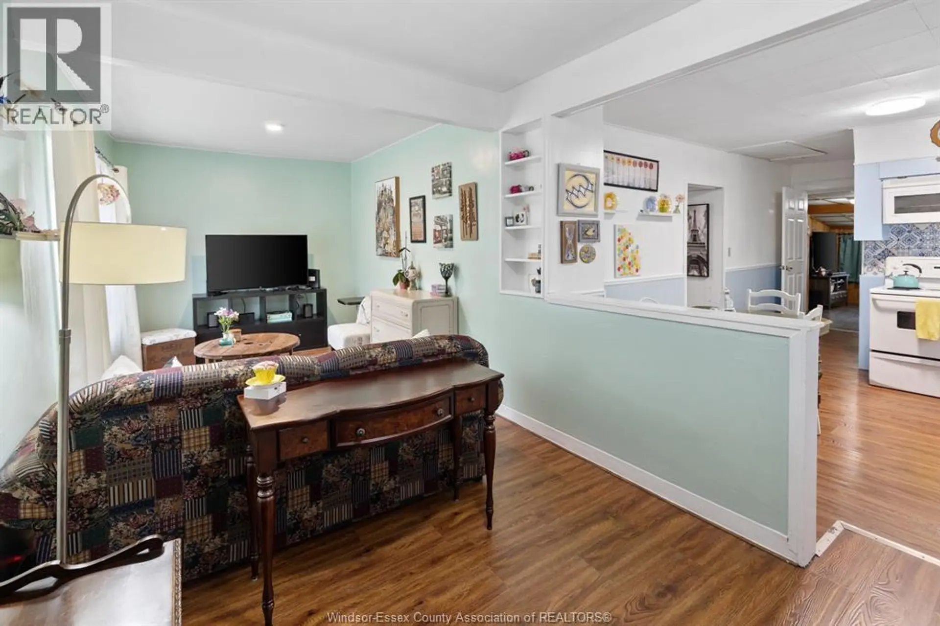 2256 CHURCH - Image 2