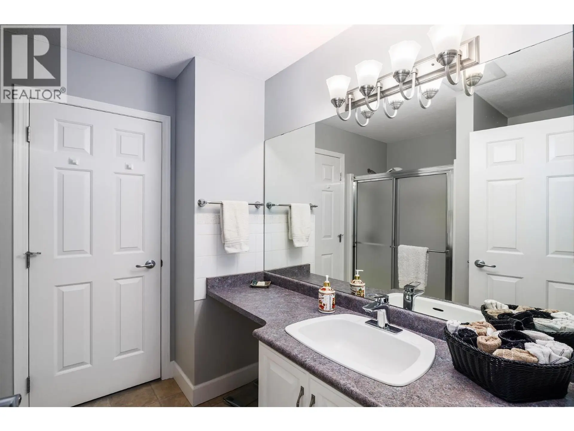 Property at #308 920 Glenwood Avenue, Kelowna, BC