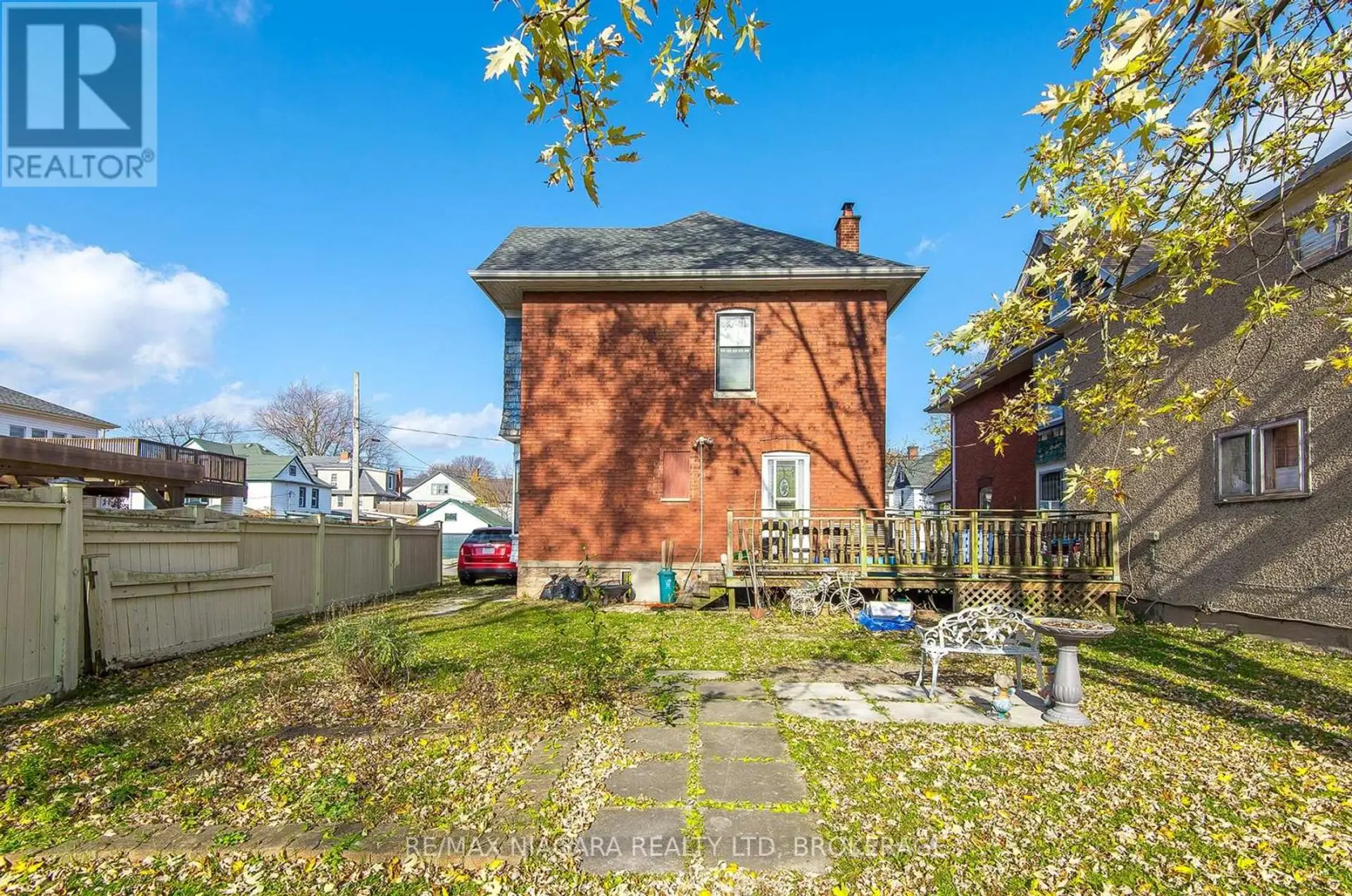 135 YOUNG STREET - Image 4