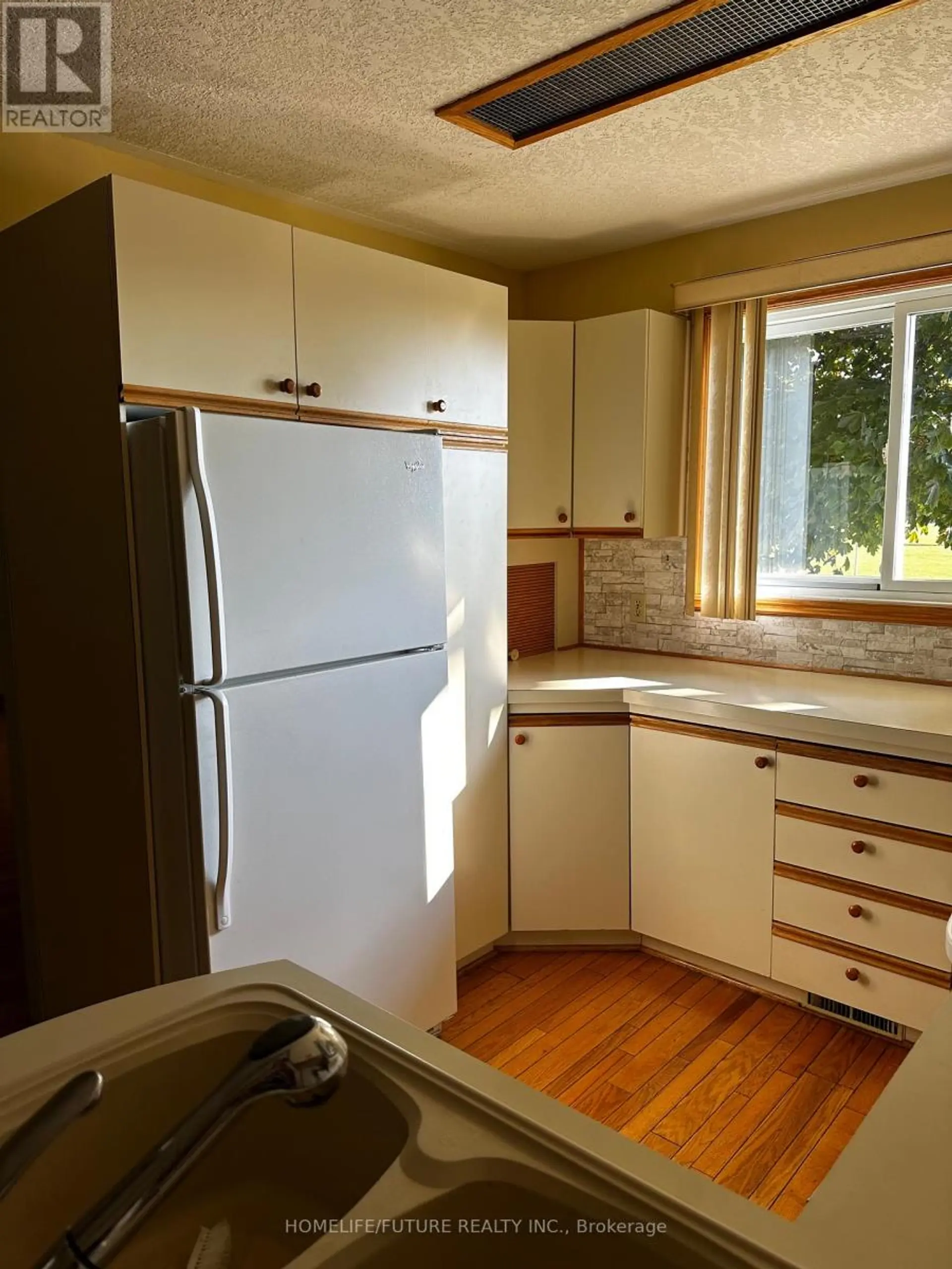 822 ALICE STREET - Image 5