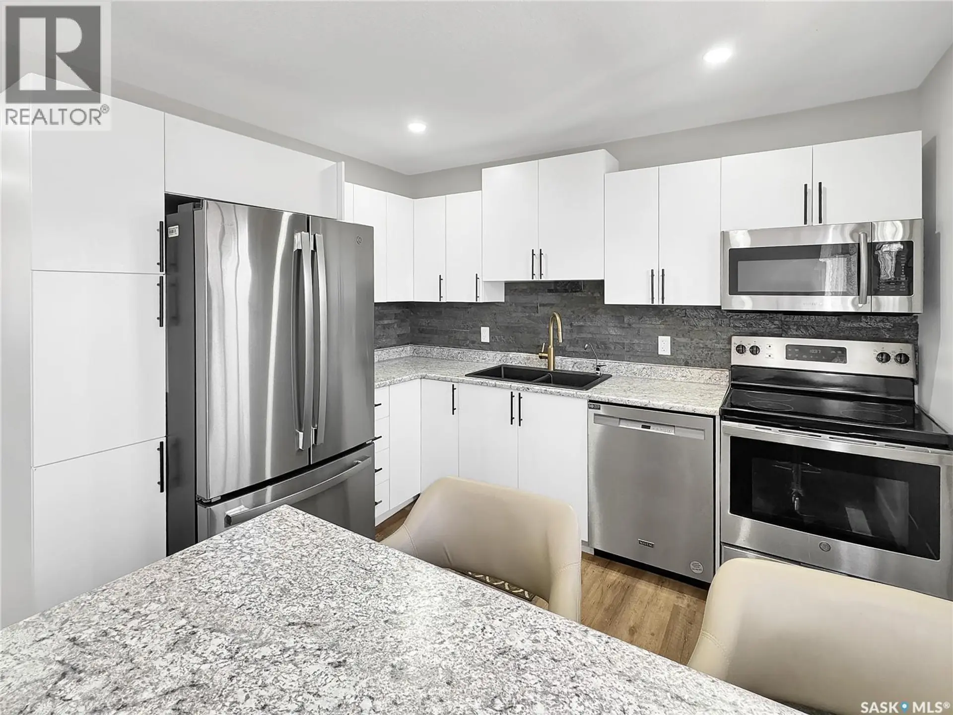 351 33rd STREET - Image 4