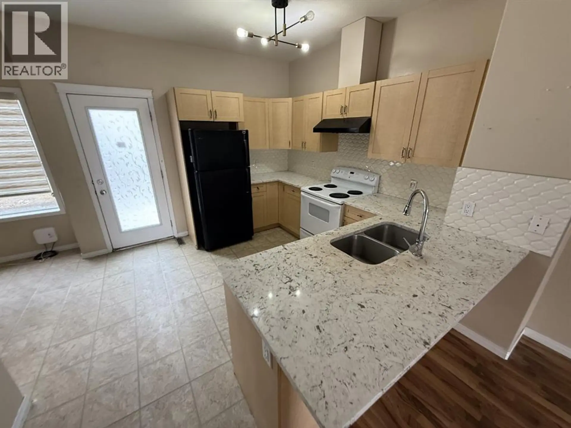 #204 111 Tarawood Lane NE - Image 3
