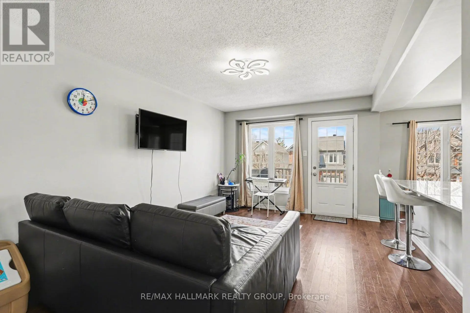 217 BENSINGER WAY - Image 4