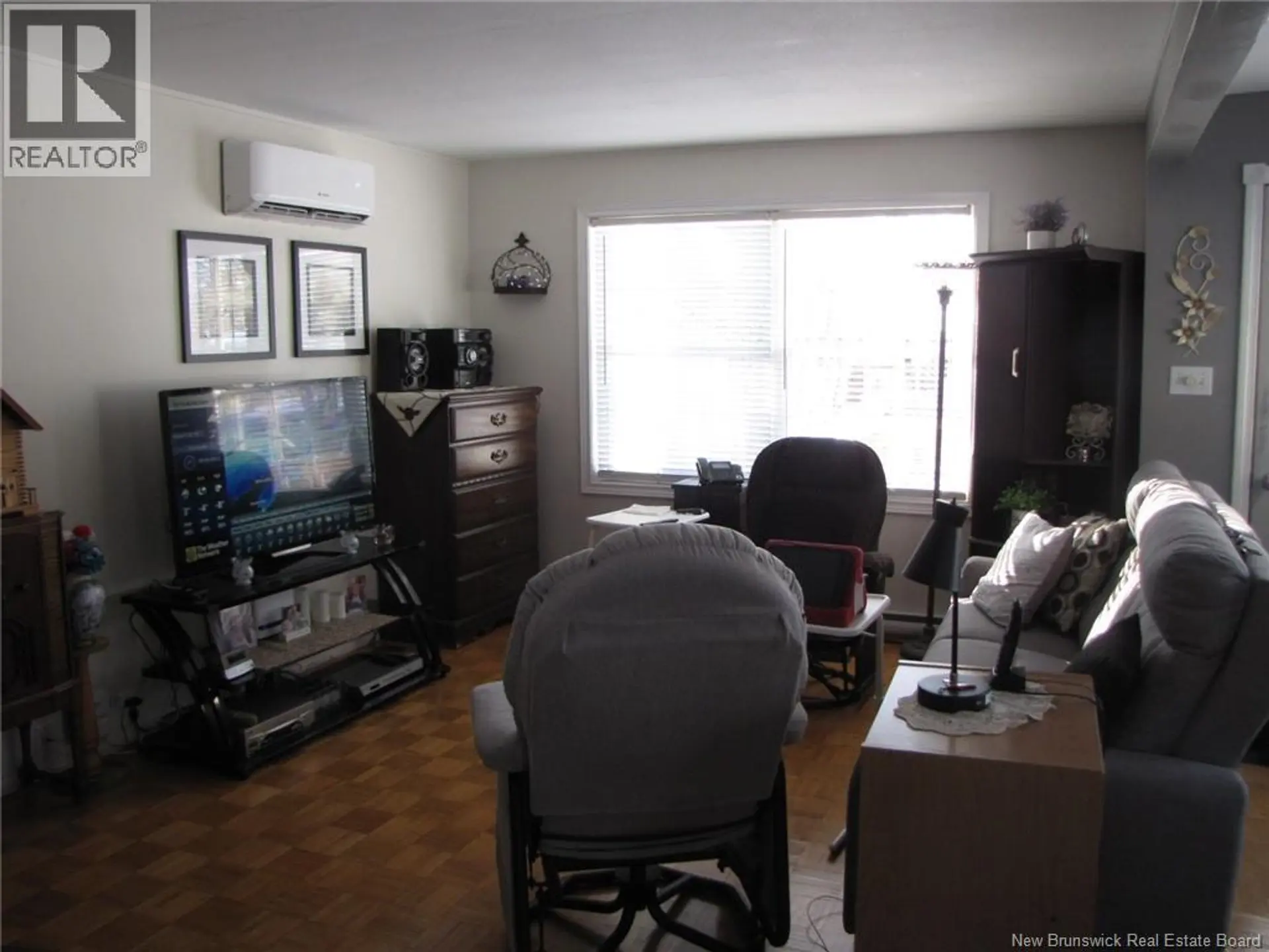 12 Pinetree Street - Image 8