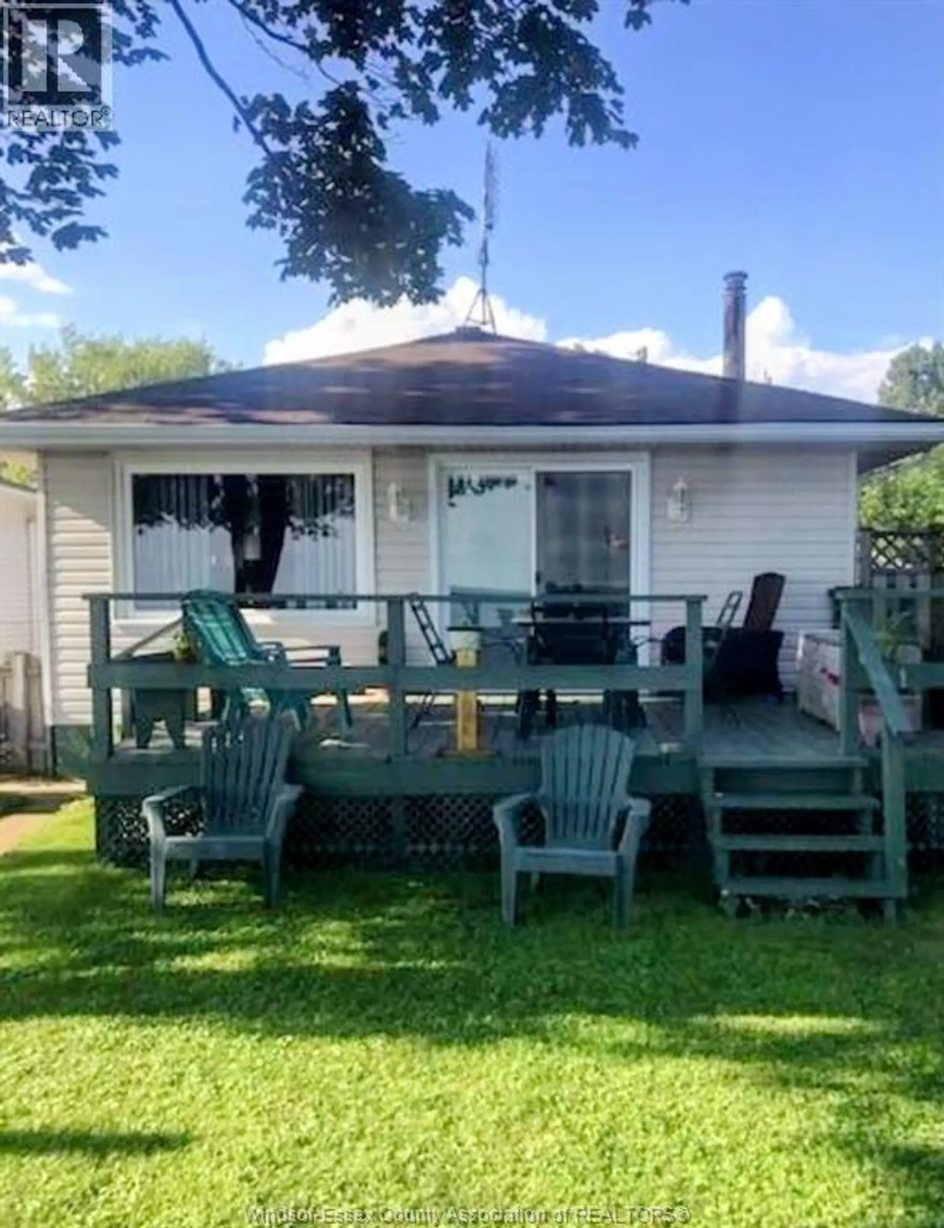 523 LYPPS BEACH - Image 1