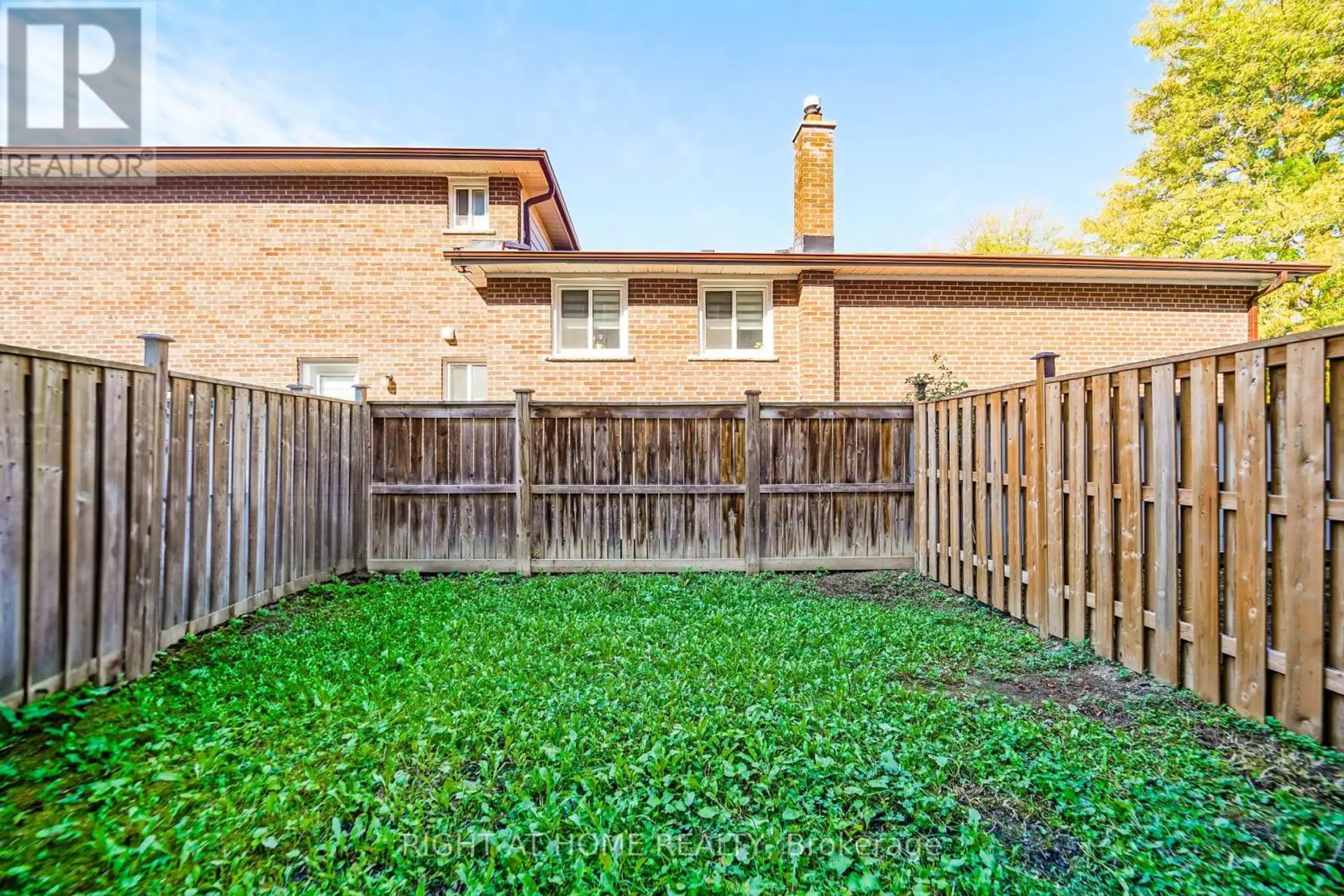 48 CURRAN HALL CRESCENT - Image 16