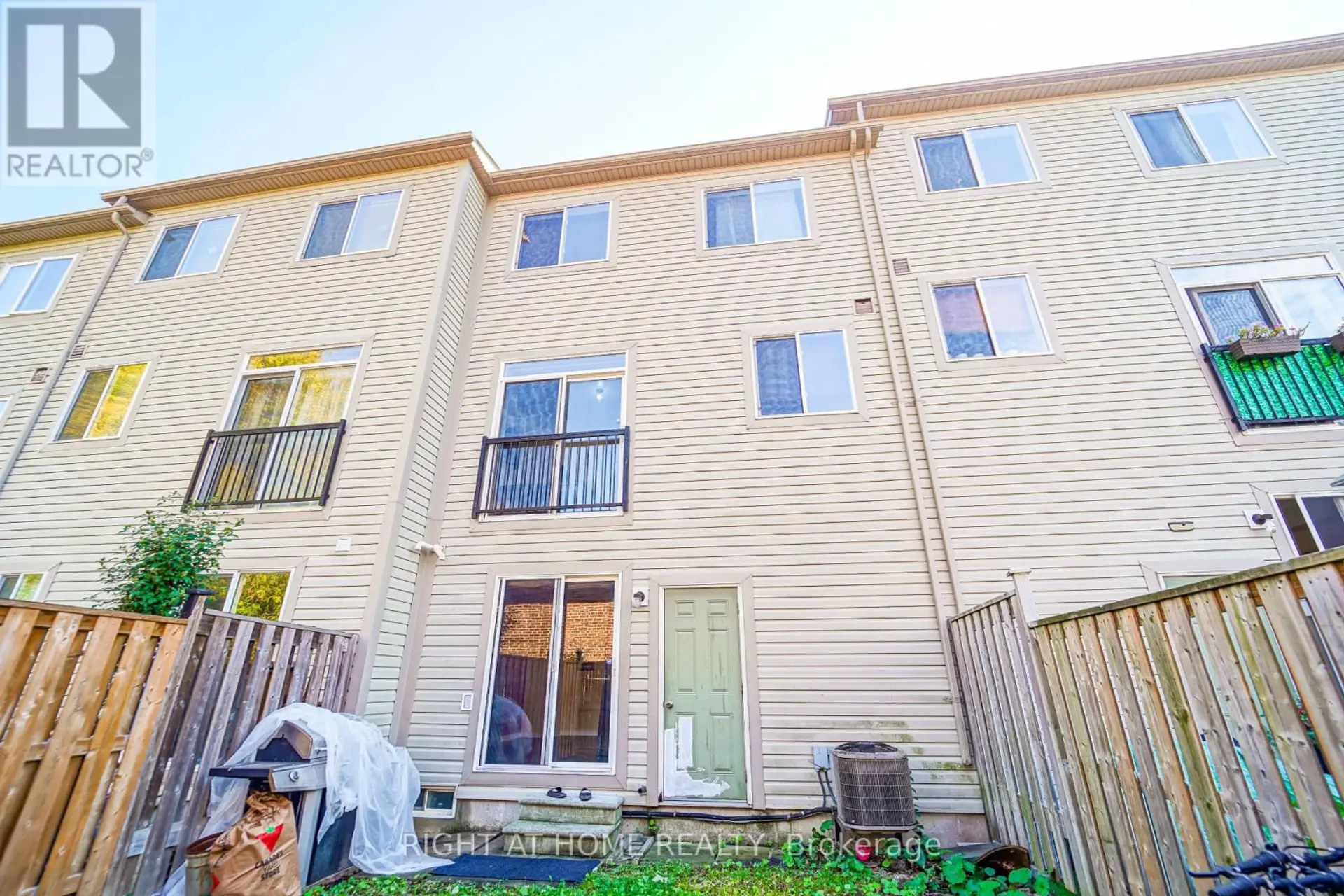 48 CURRAN HALL CRESCENT - Image 18