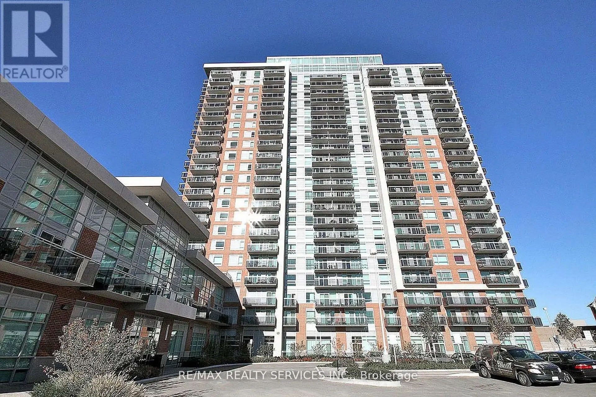 #2009 215 QUEEN STREET E - Image 15