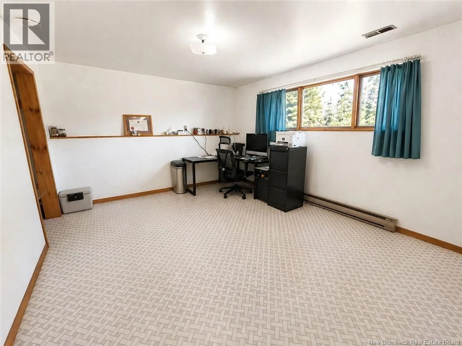 5416 Route 440 - Image 12