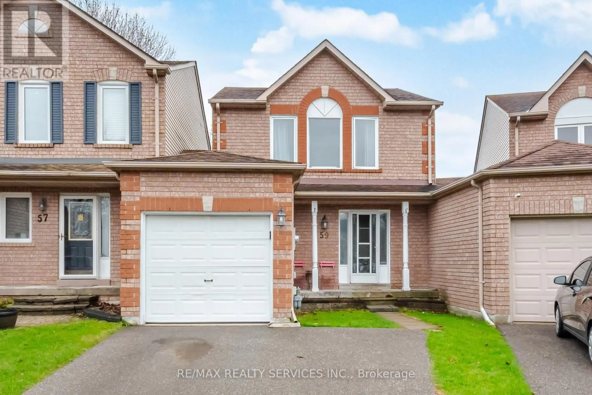 59 FRY CRESCENT - Image 1