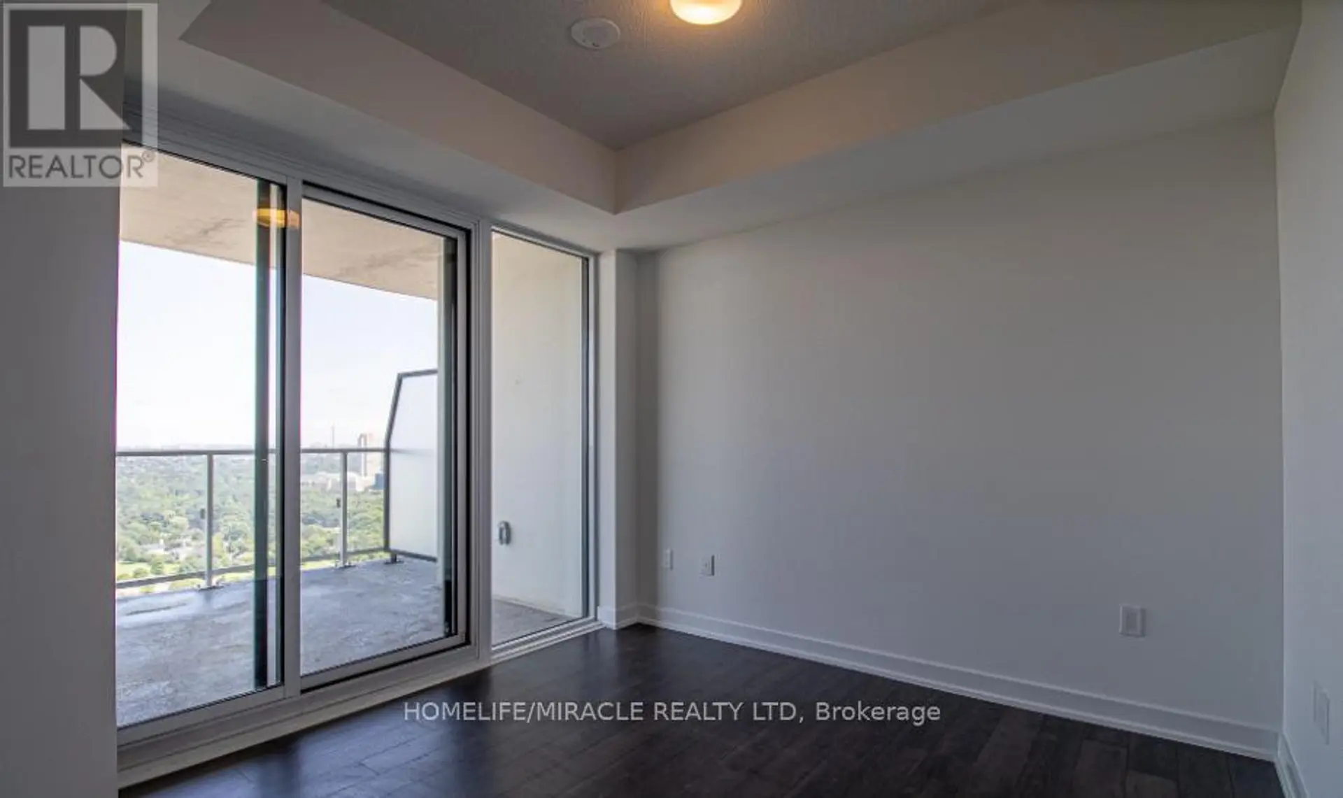 #2704 50 O'NEILL ROAD - Image 5