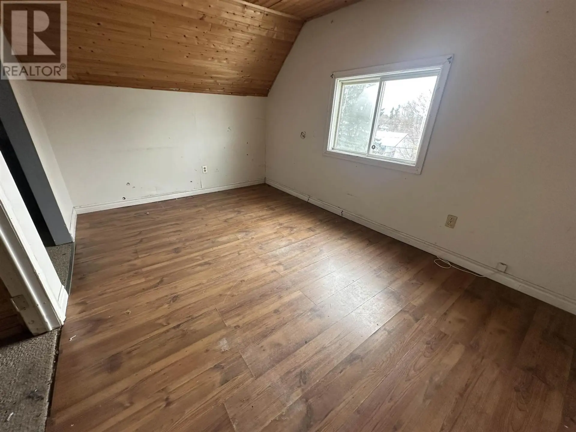 226 Birch ST - Image 11