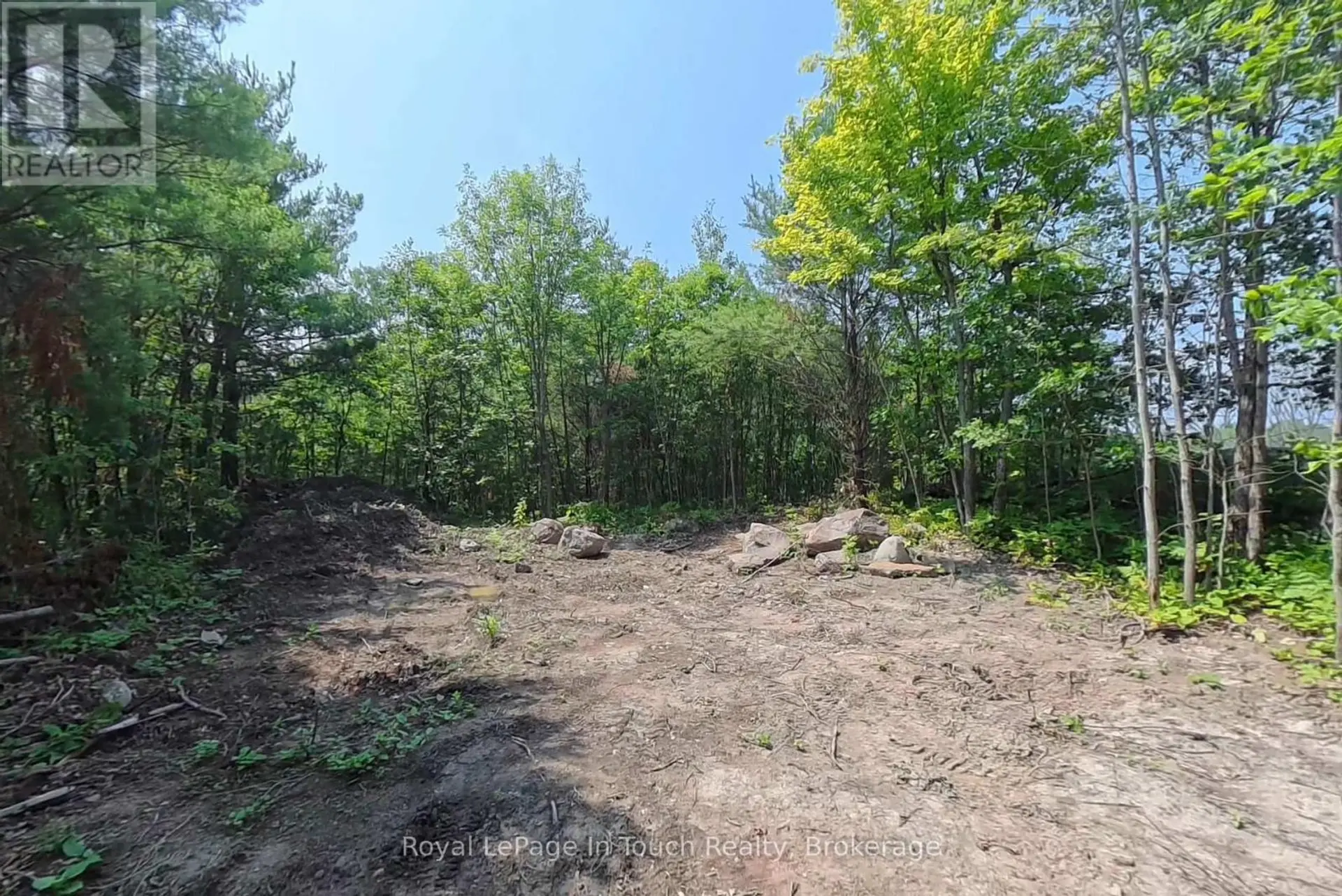 434 SOUTH BAY ROAD - Image 16