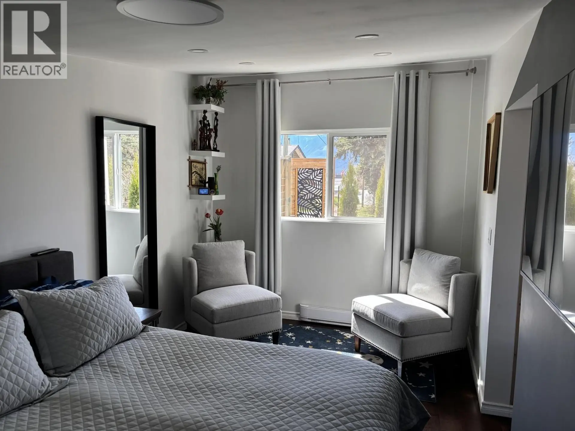 Property at 95 2nd Street NW, Nakusp, BC