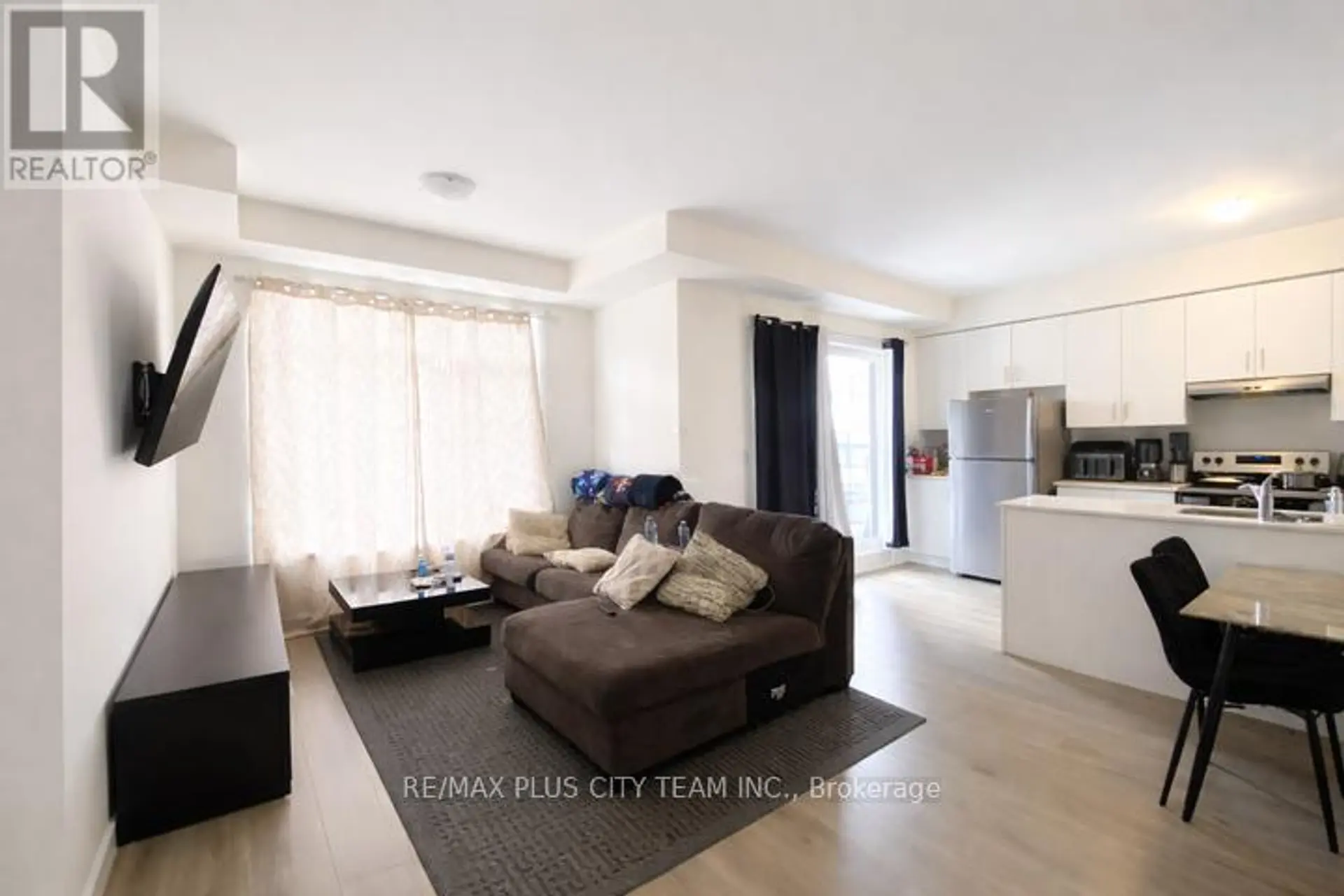 1695 DERSAN STREET - Image 2