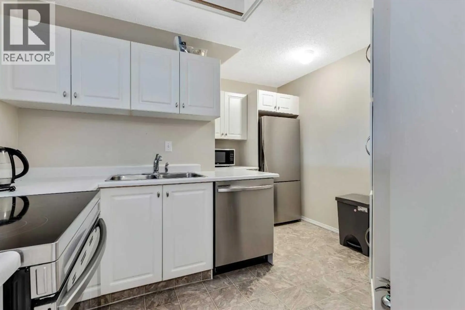 #34B 231 Heritage Drive SE - Image 12