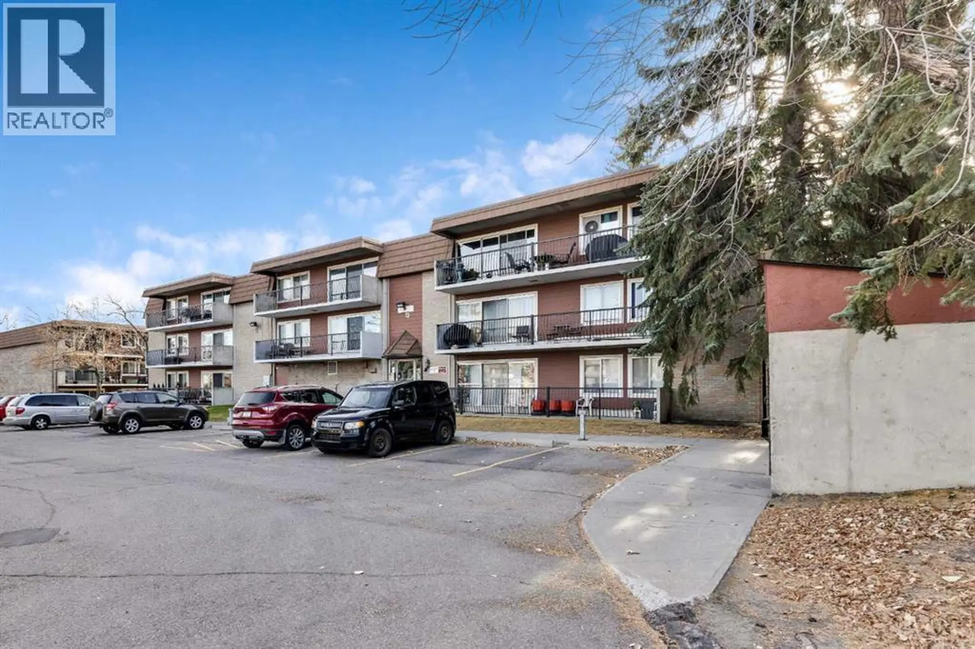 #34B 231 Heritage Drive SE - Image 4