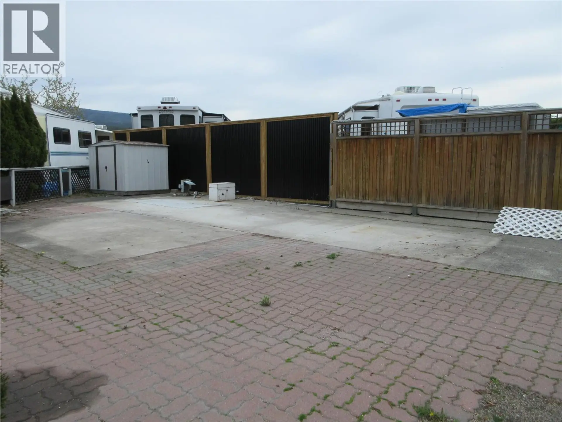 #801 415 Commonwealth Road - Image 1