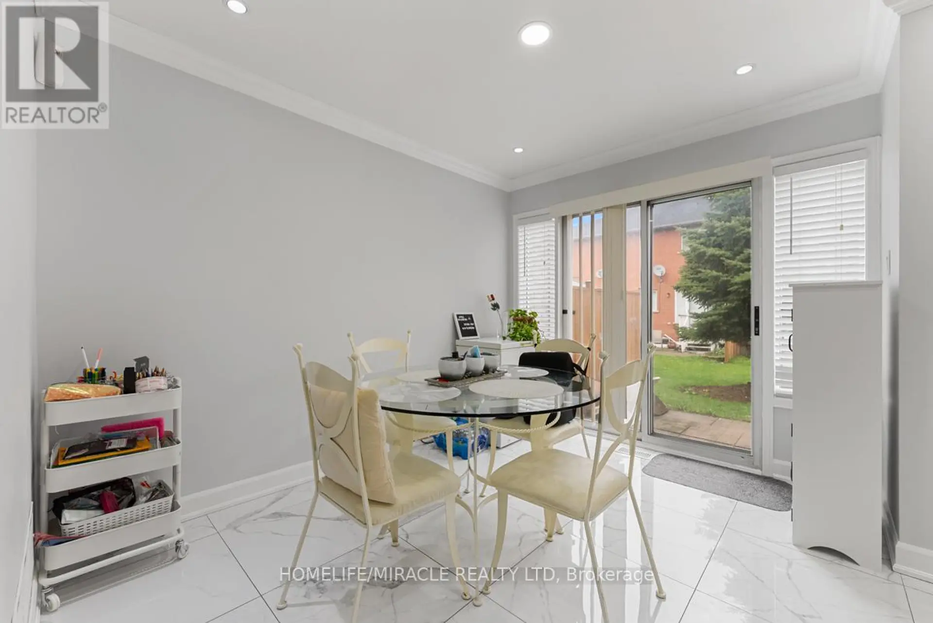 #22 7115 REXWOOD ROAD - Image 8