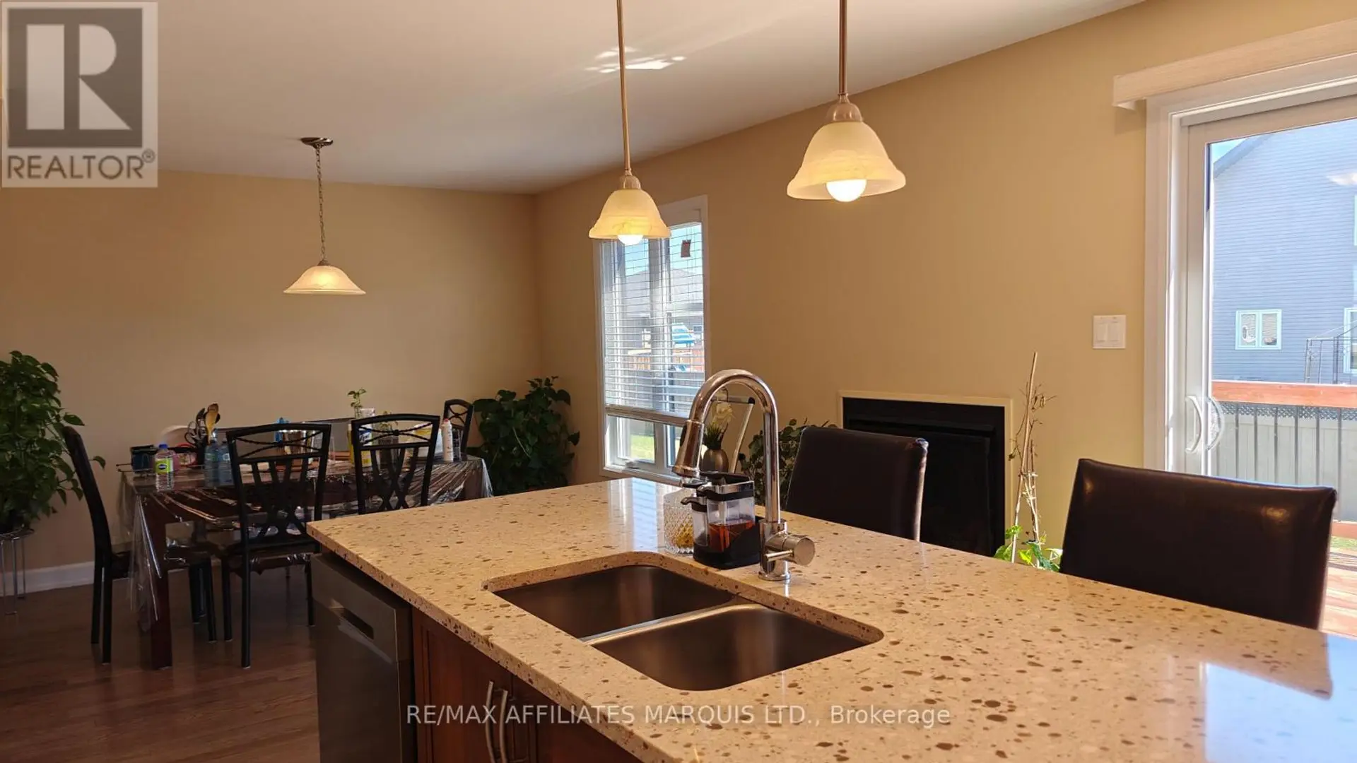 369 BELFORT CRESCENT - Image 3