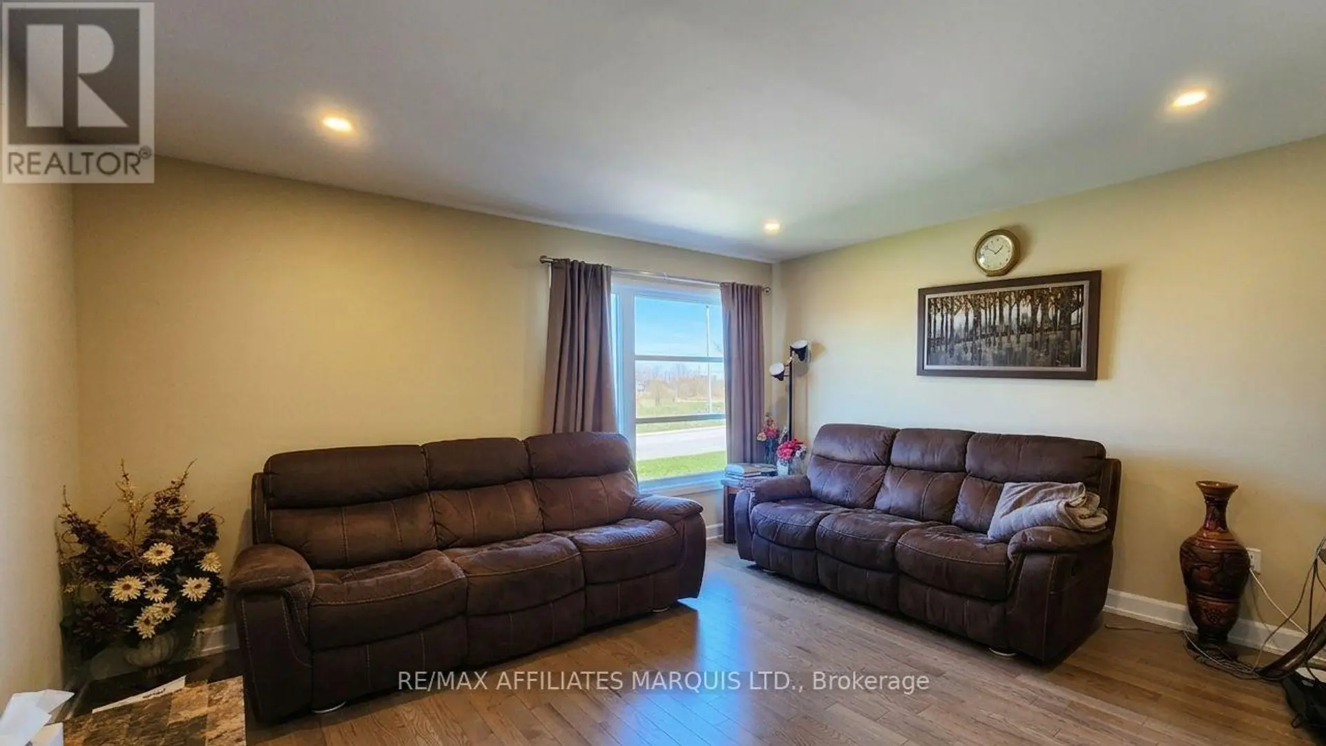 369 BELFORT CRESCENT - Image 6