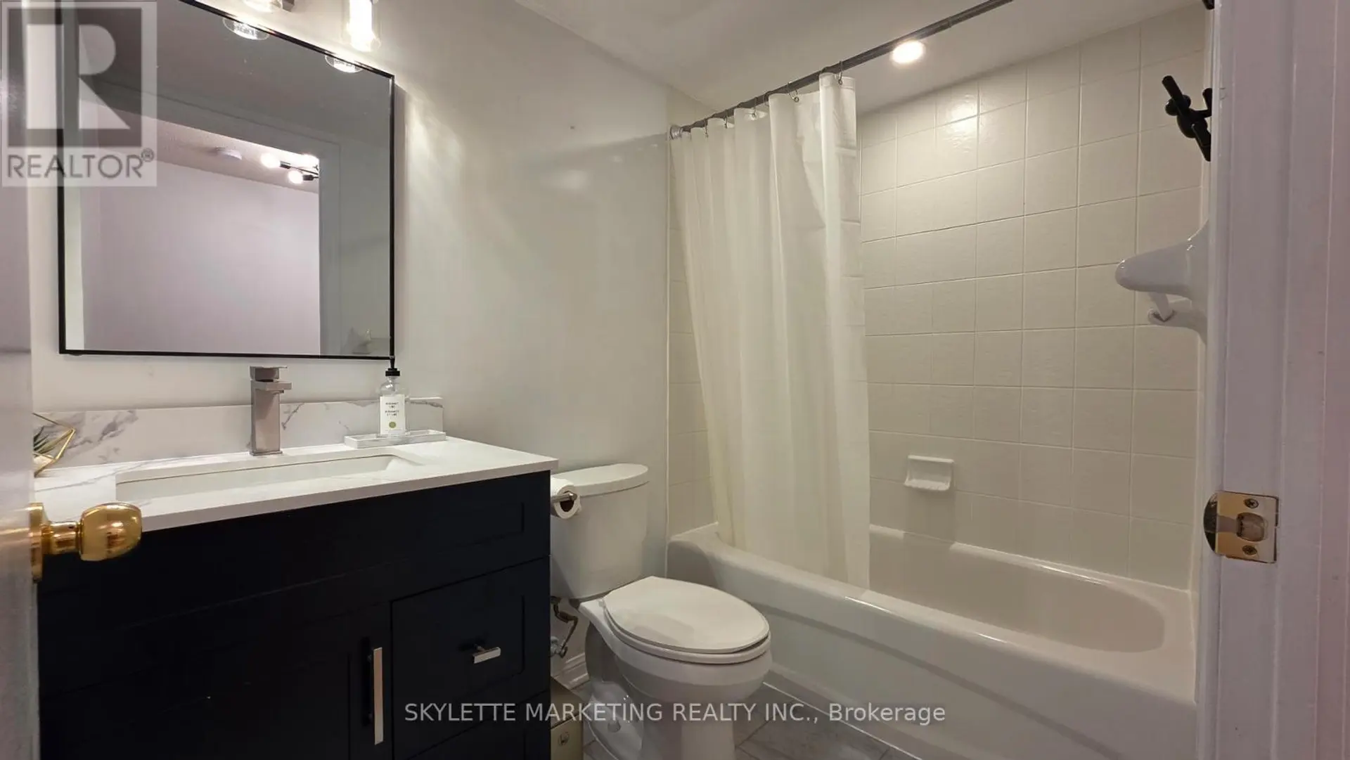#123 3 EVERSON DRIVE - Image 10