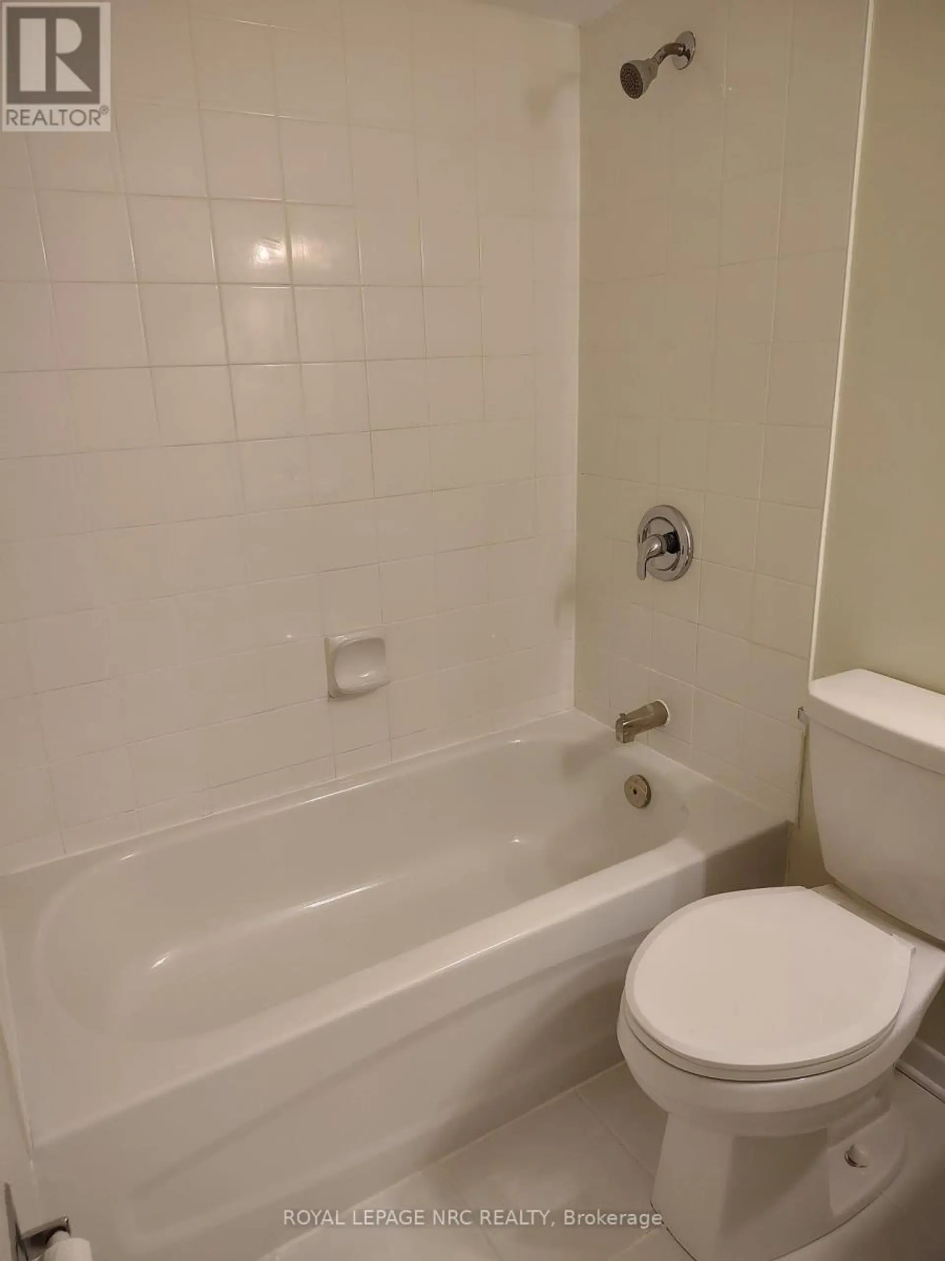 #706 900 DYNES ROAD - Image 13