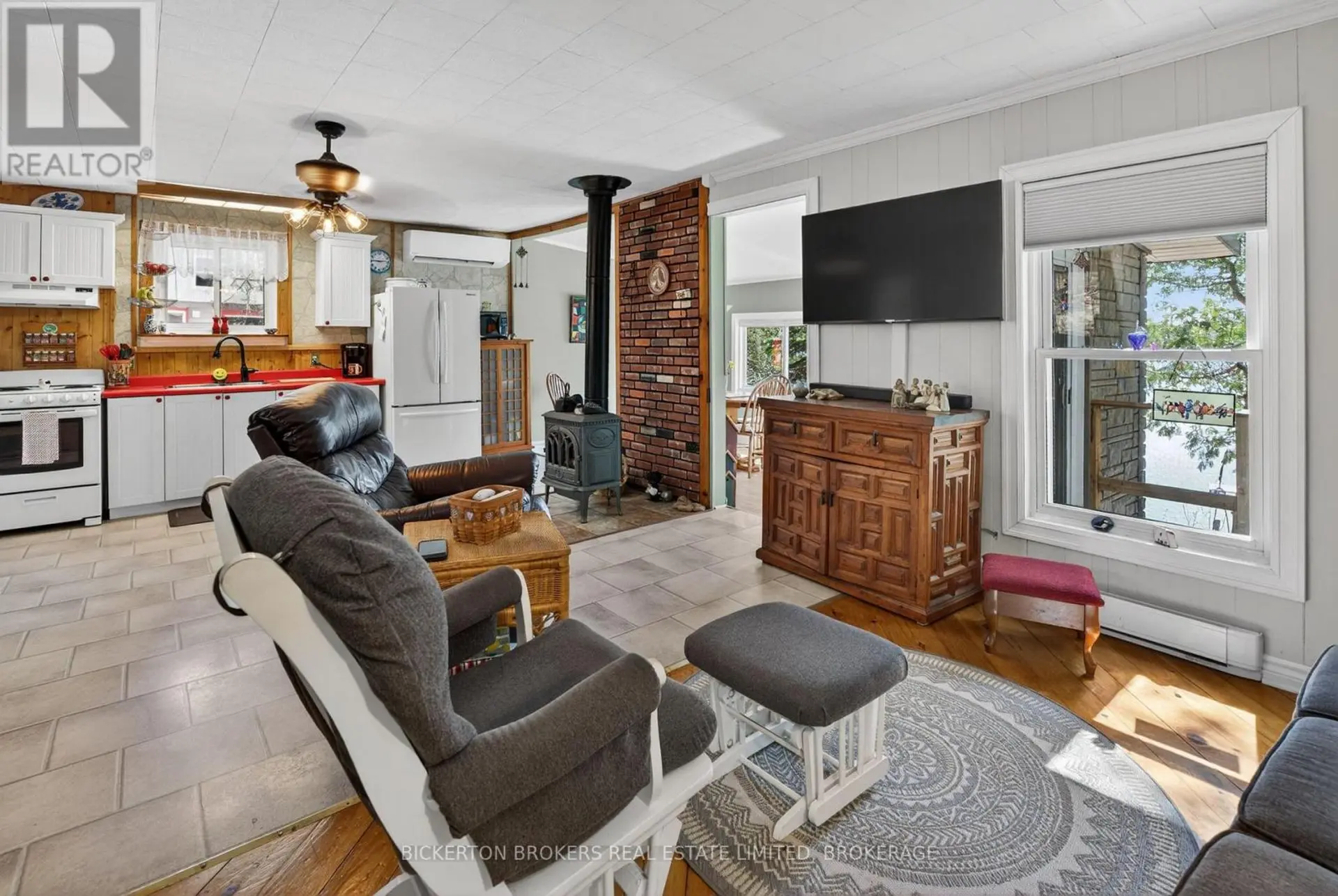 922 FIDDLEHEAD LANE - Image 17