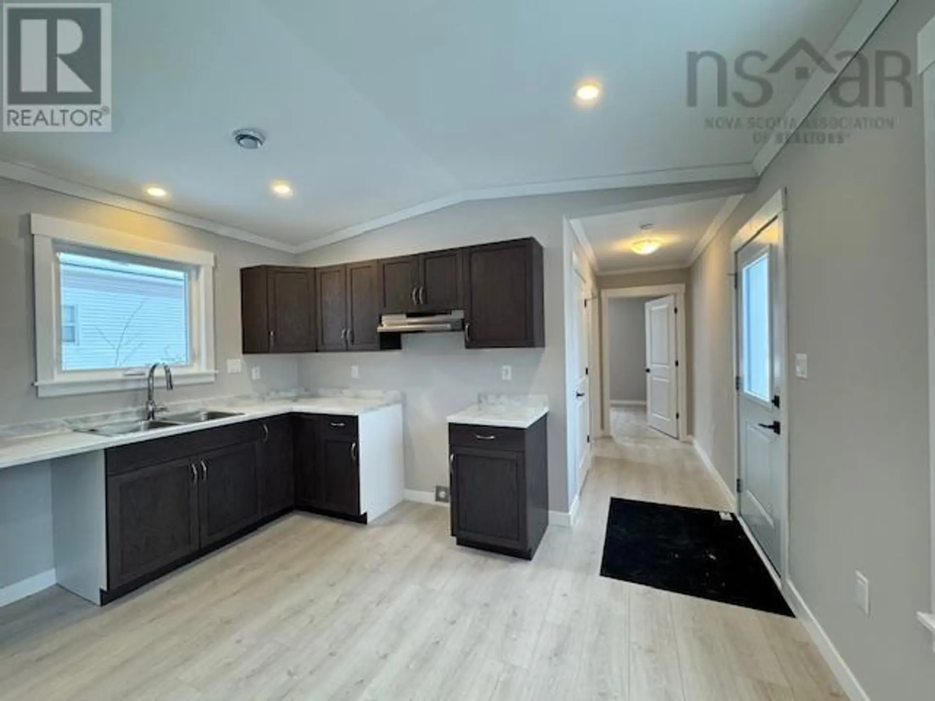 1182 Susan Drive - Image 2