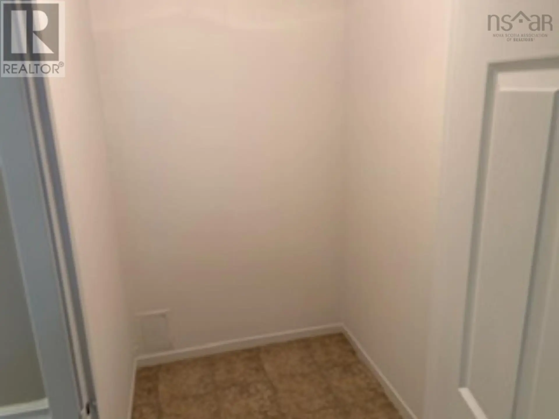 #204 41 Moirs Mill Road - Image 9