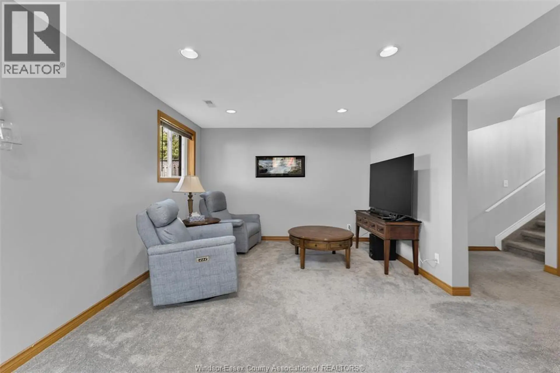 482 THORN RIDGE - Image 12