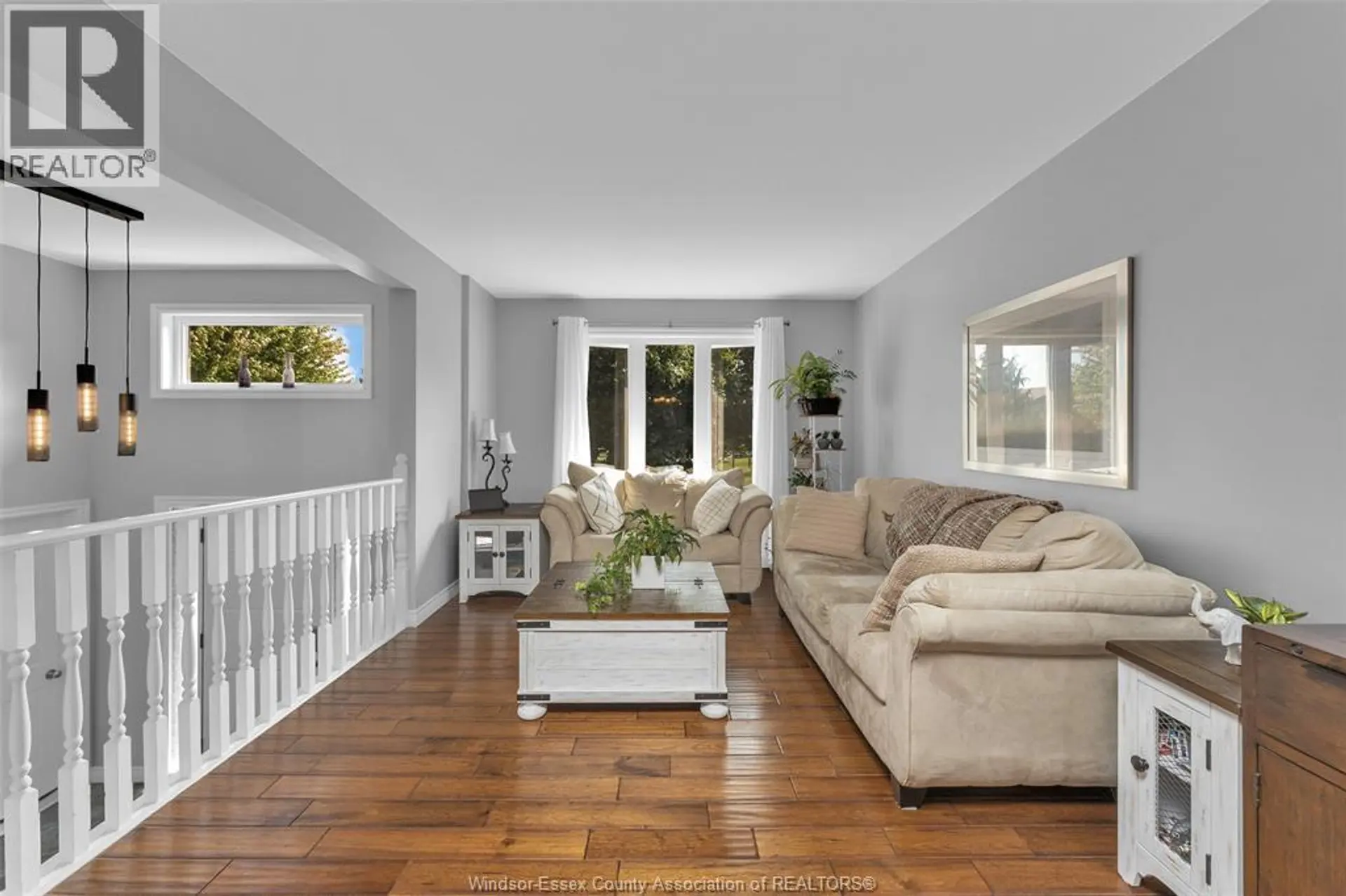 482 THORN RIDGE - Image 4