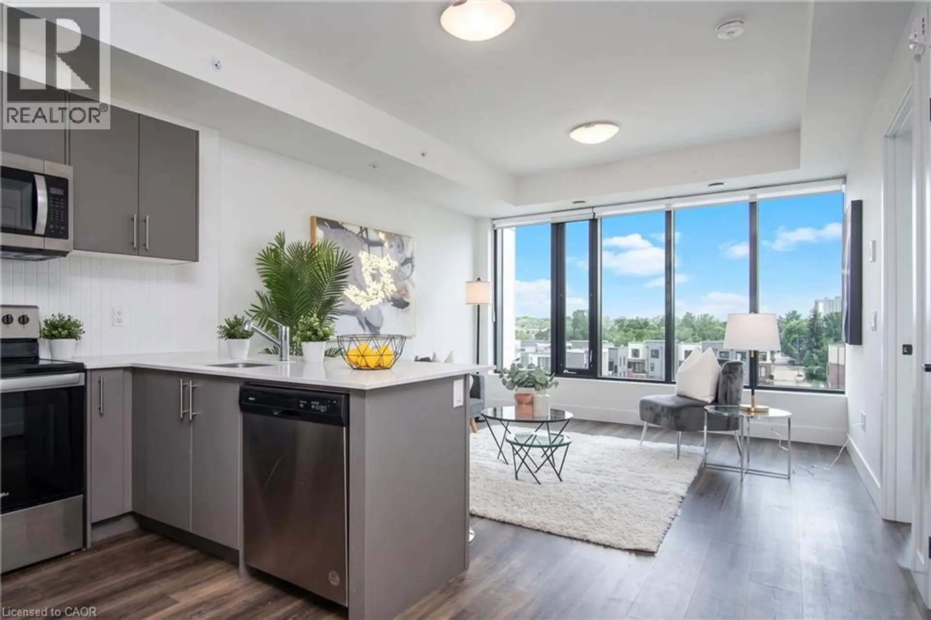#609 103 ROGER Street - Image 5