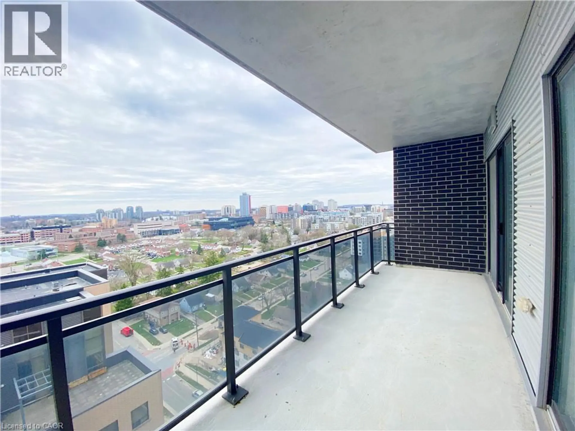 #1501 318 SPRUCE Street - Image 9