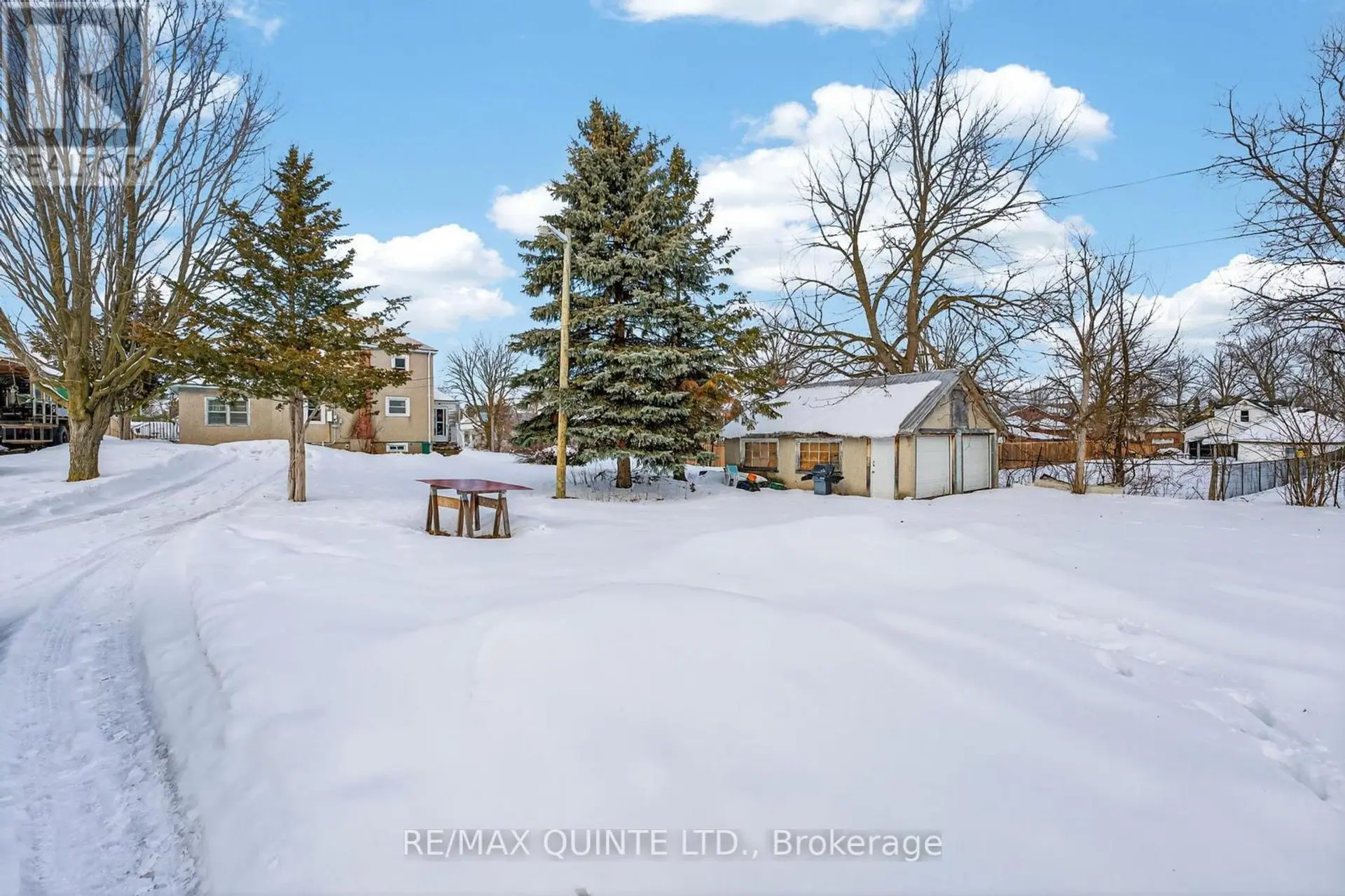34 PRINCE OF WALES DRIVE - Image 11