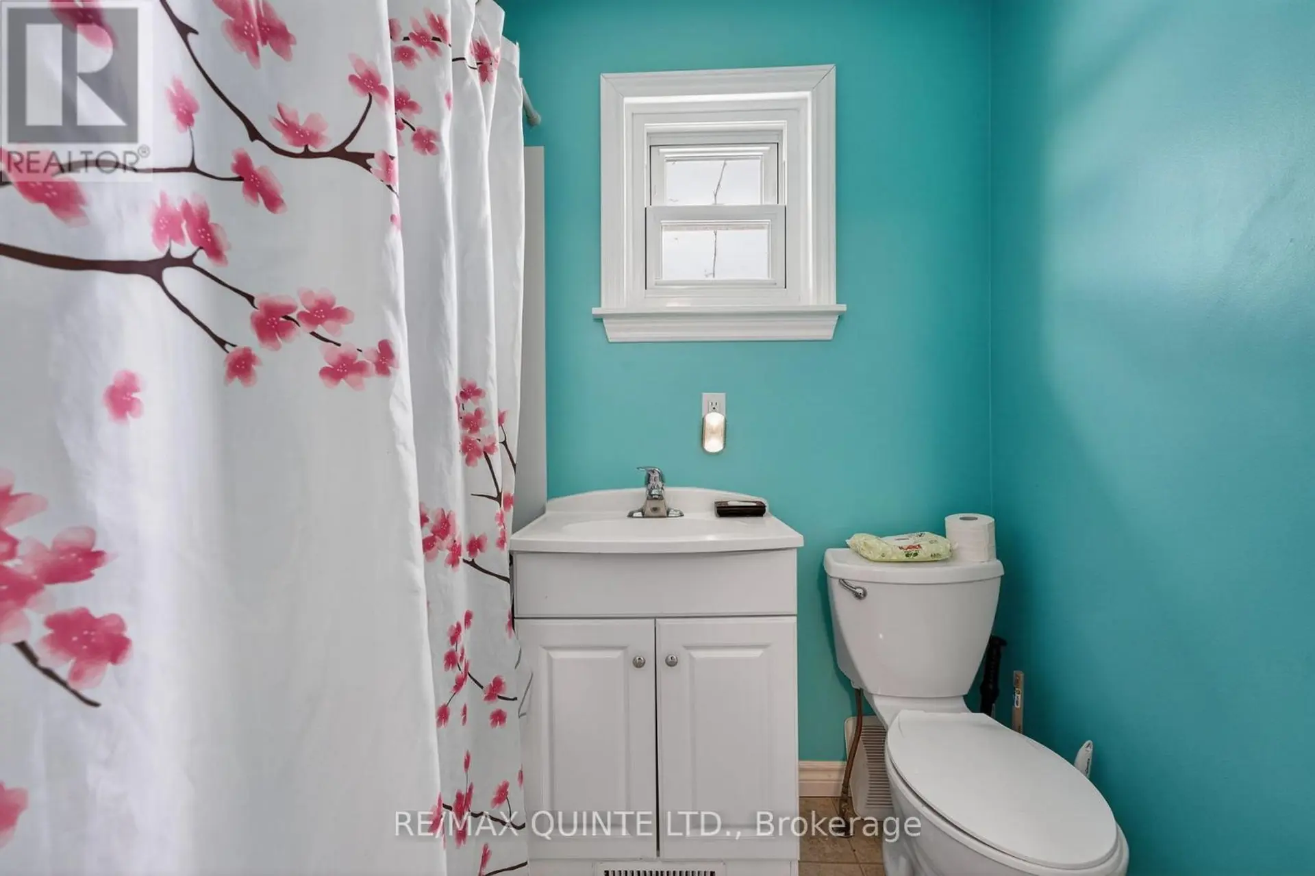 34 PRINCE OF WALES DRIVE - Image 7