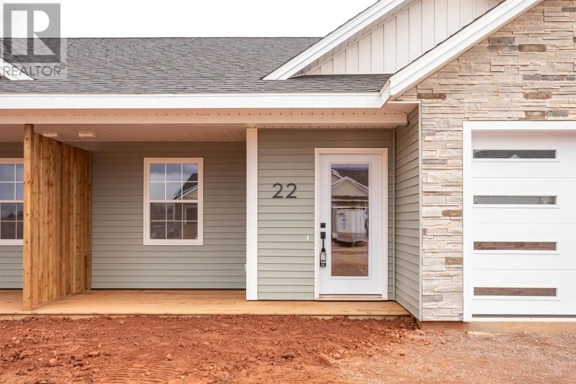 22 Samantha Lane - Image 1