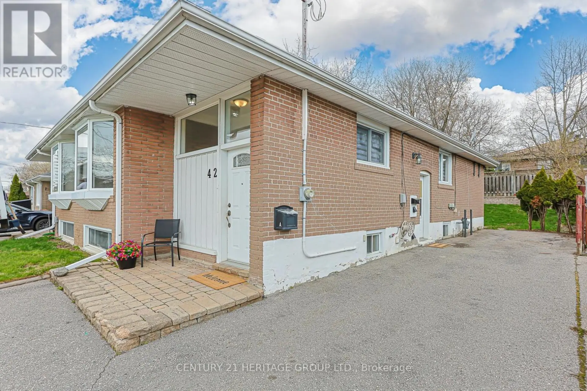 42 LINDSAY AVENUE - Image 11