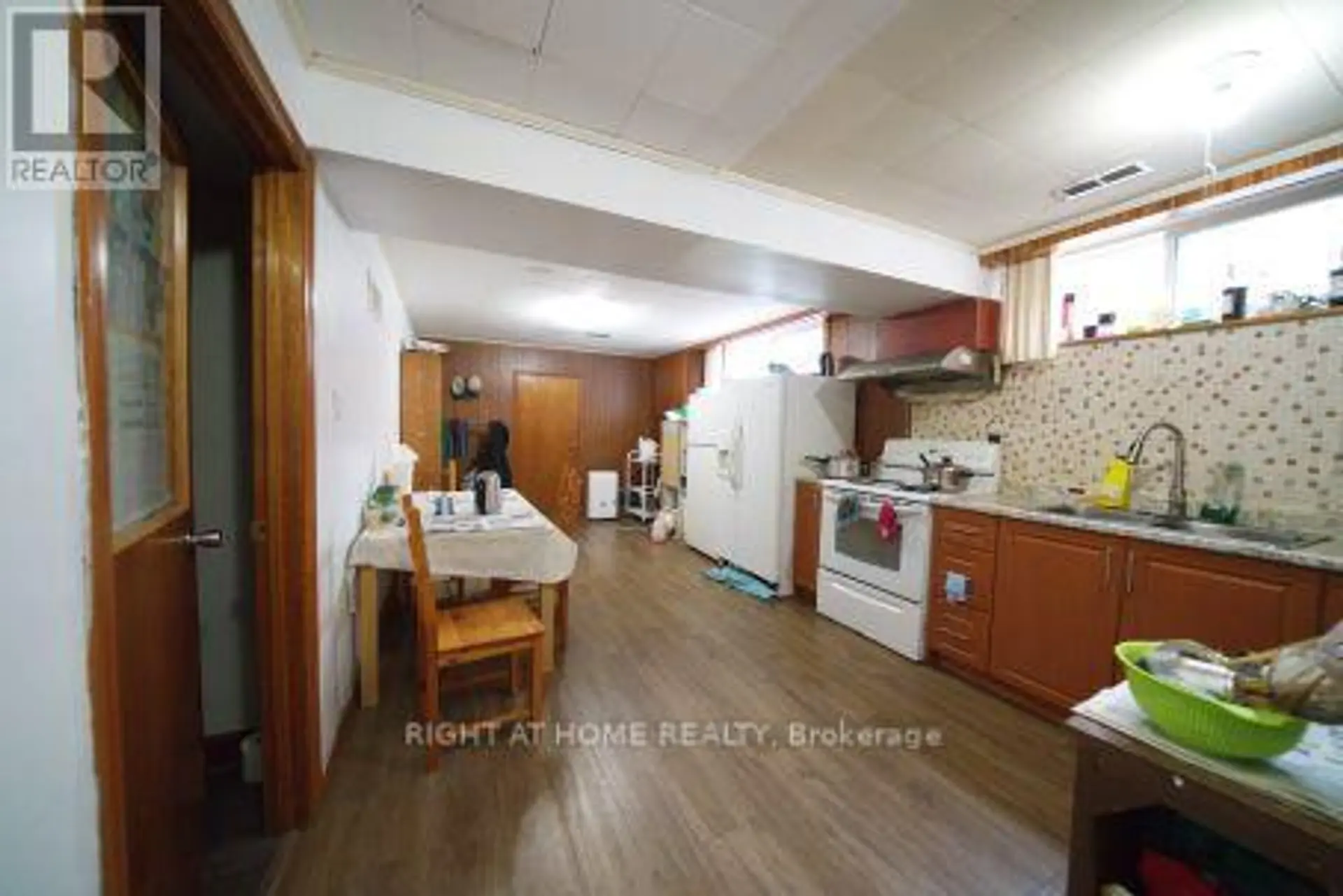 73 BUCKLAND ROAD - Image 11