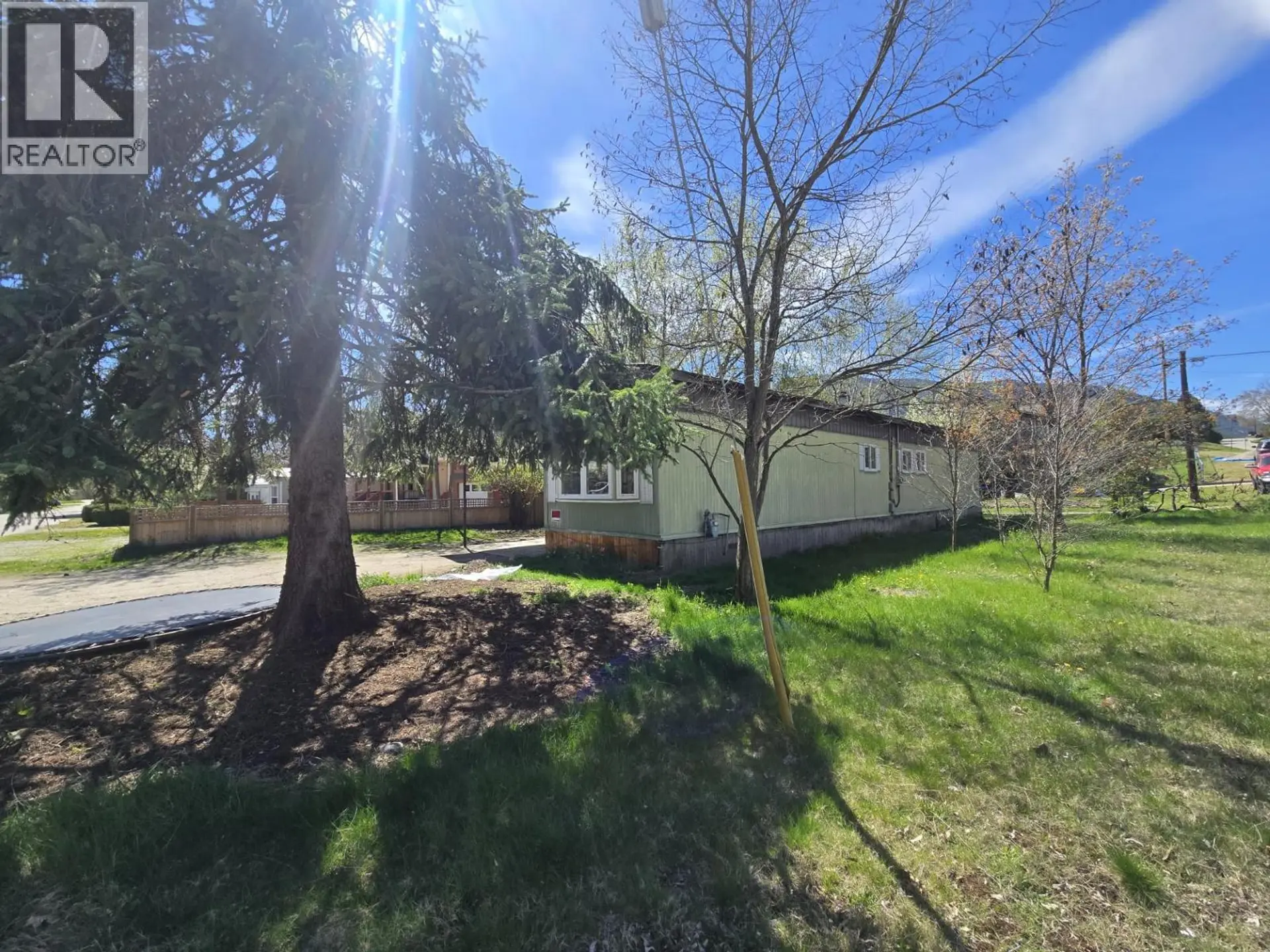 Property at 300 3rd Avenue, Castlegar, BC