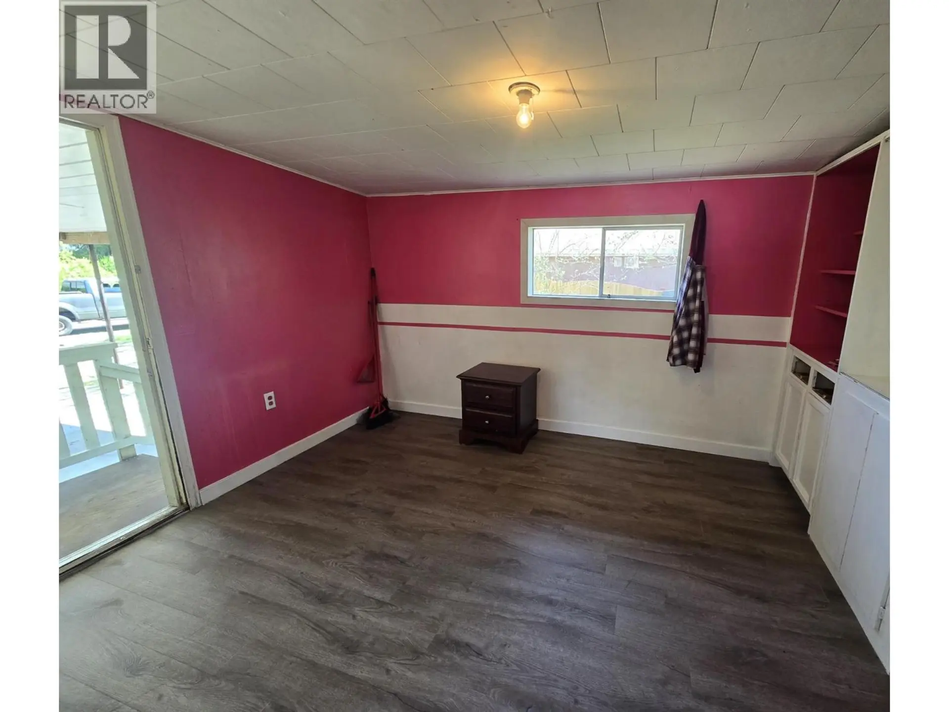 Property at 300 3rd Avenue, Castlegar, BC