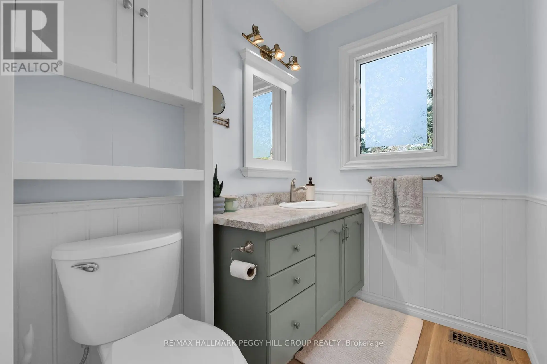 207 CLARENCE STREET - Image 11
