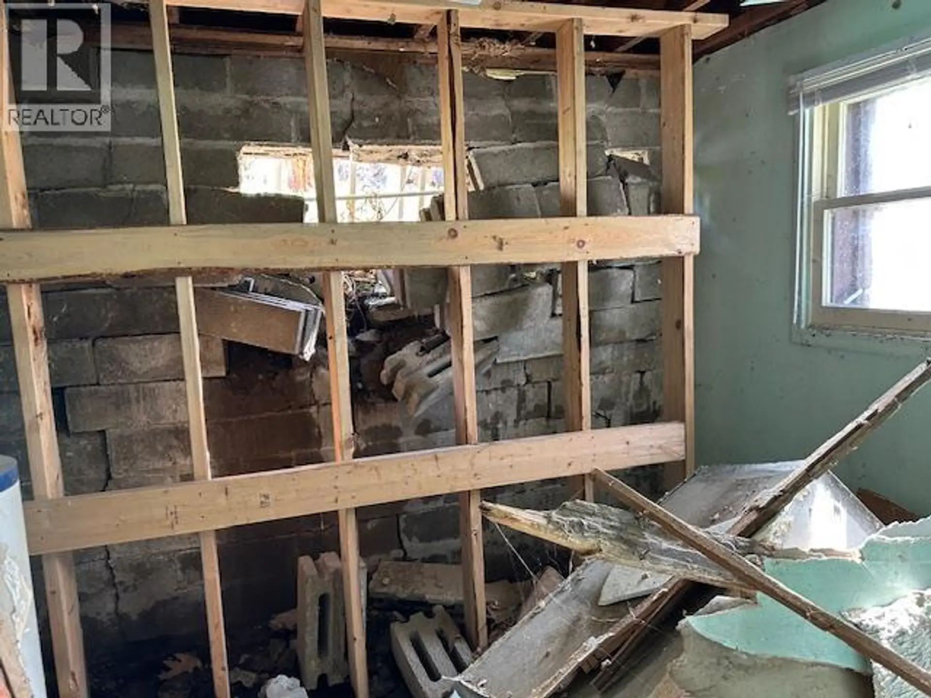 Property at 108 Richards Street, Nelson, BC