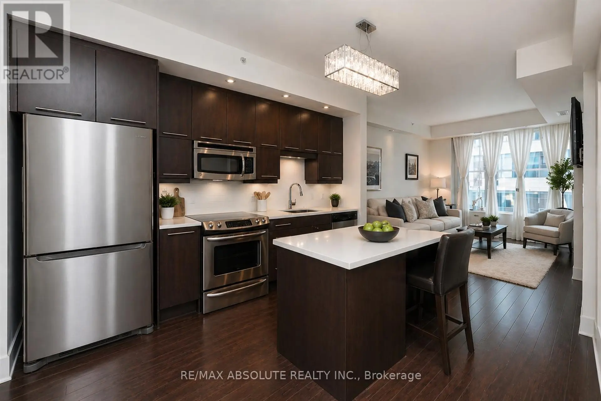 #217 101 RICHMOND ROAD - Image 3