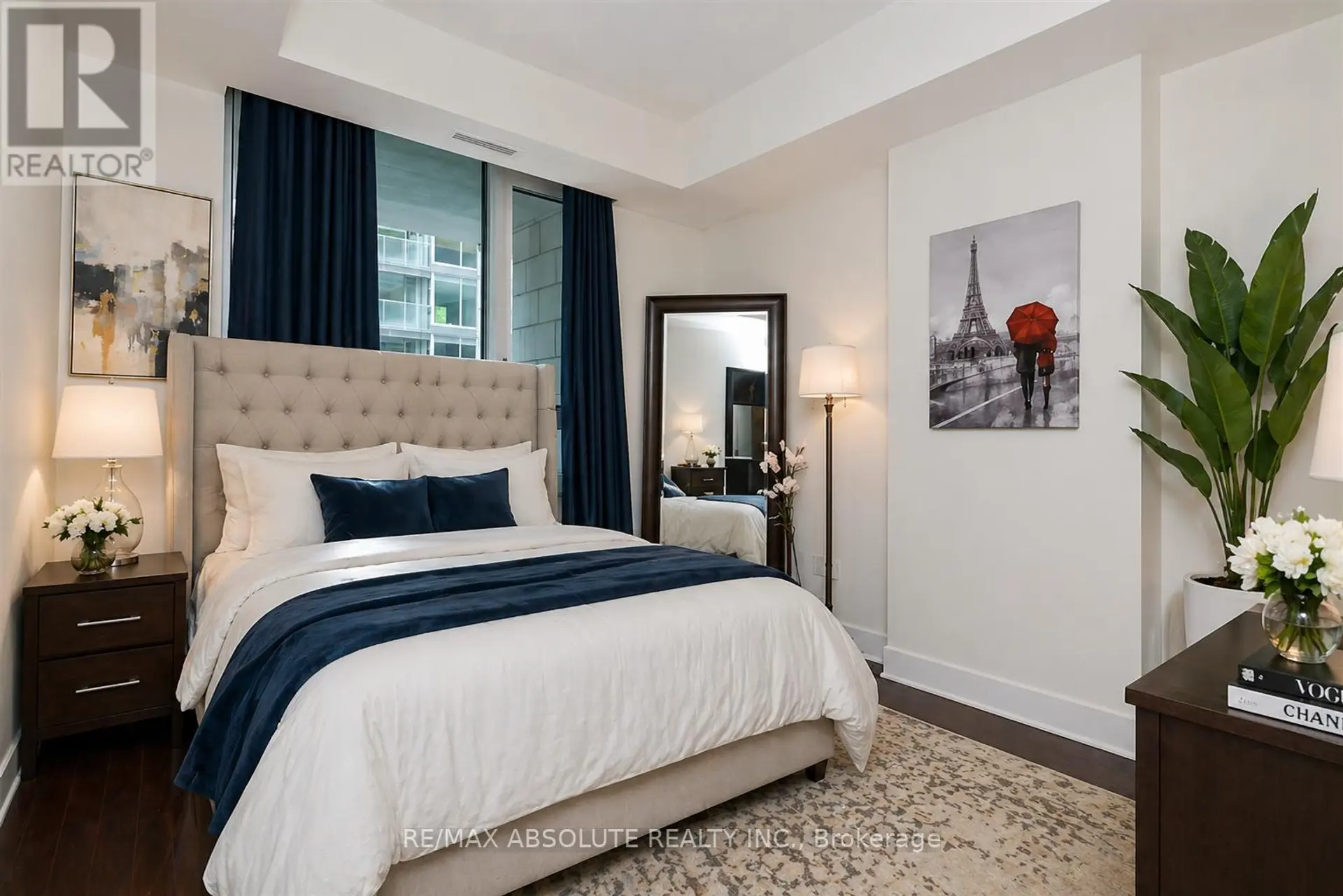 #217 101 RICHMOND ROAD - Image 8