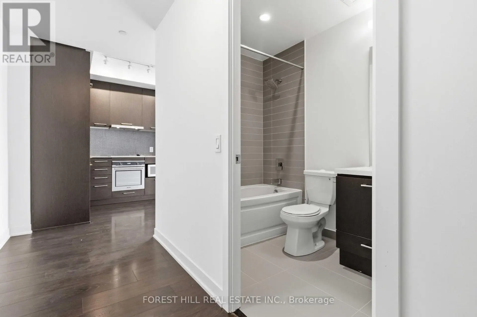 #2106 87 PETER STREET - Image 10